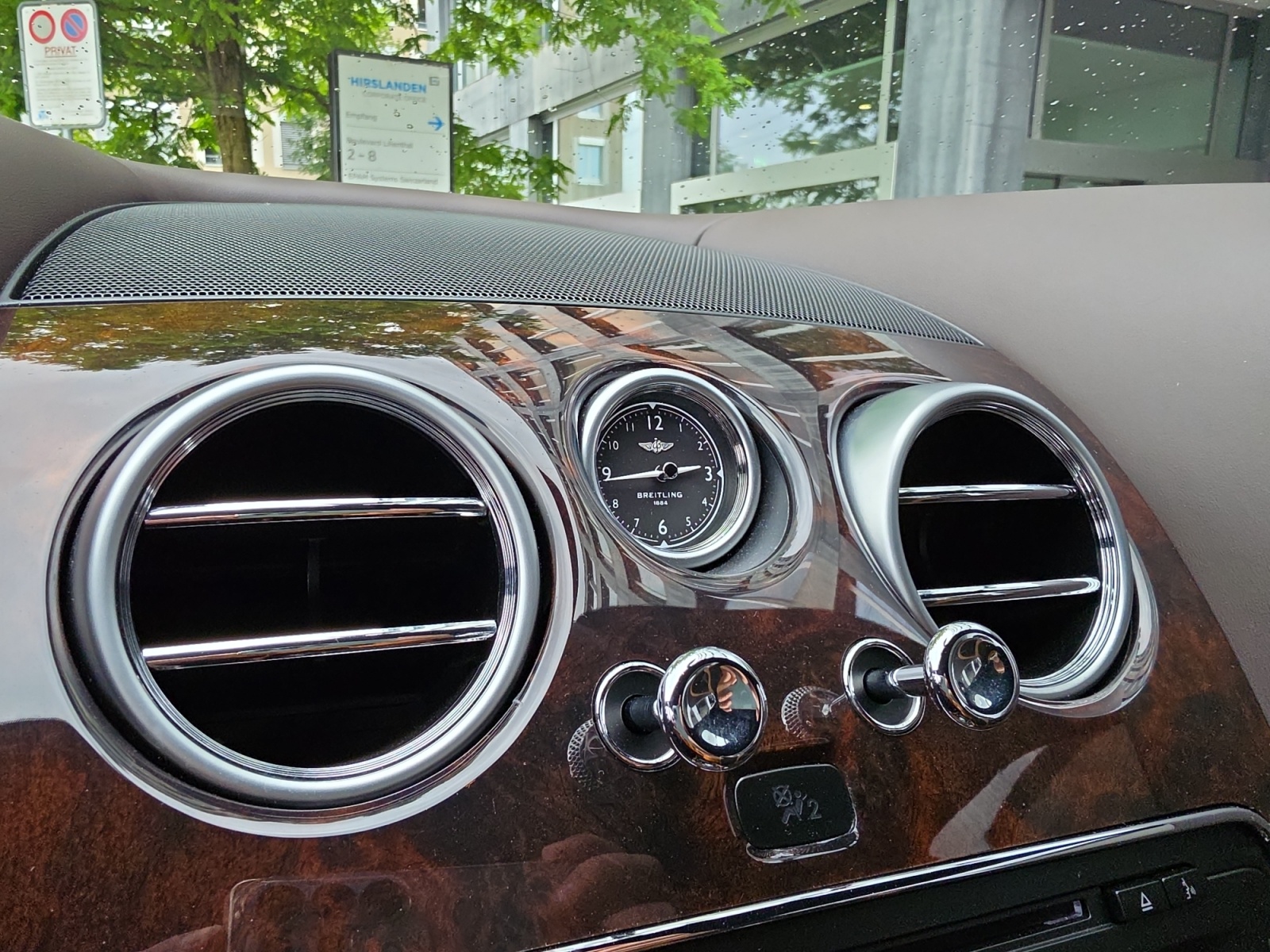 BENTLEY Continental GT Speed W12- Sondermodell " 66 Years Bentley Zurich"-image-21