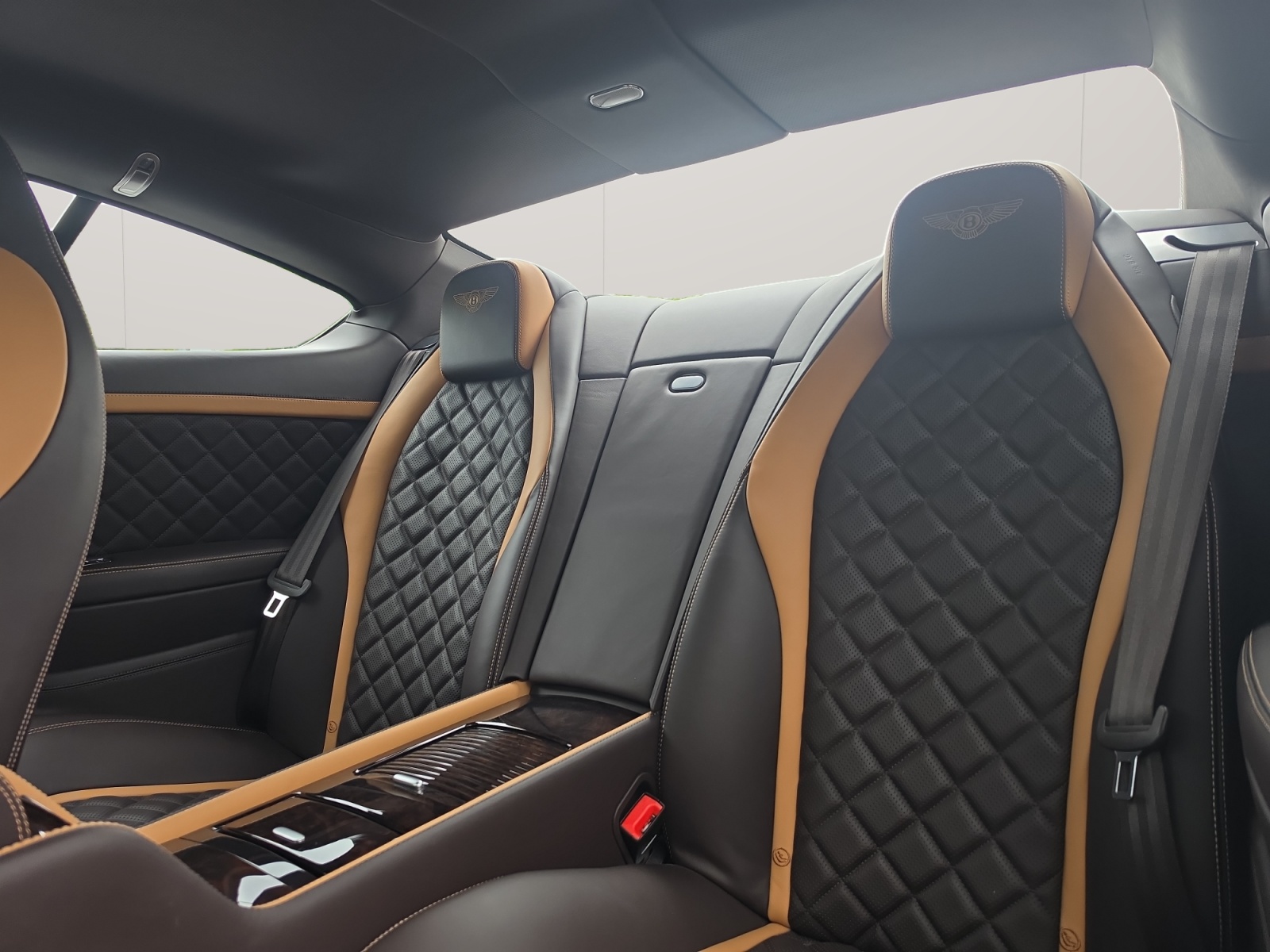 BENTLEY Continental GT Speed W12- Sondermodell " 66 Years Bentley Zurich"-image-13