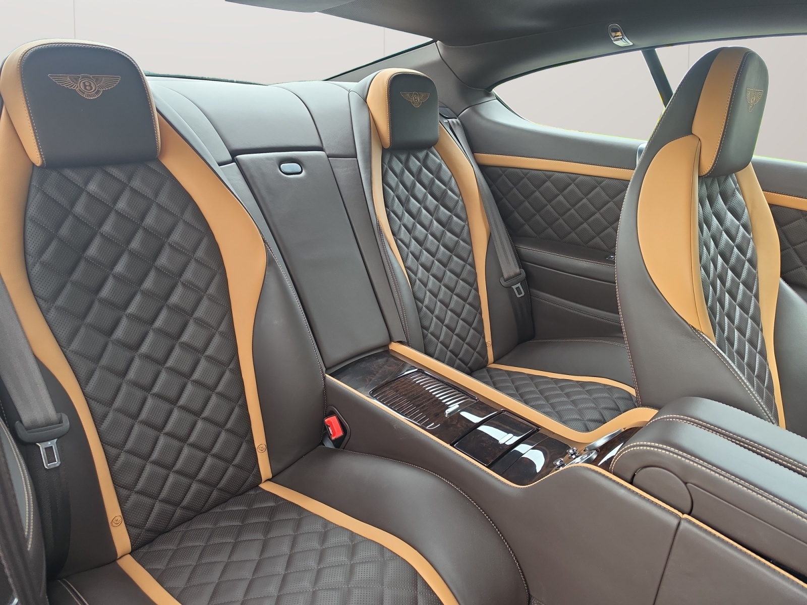 BENTLEY Continental GT Speed W12- Sondermodell " 66 Years Bentley Zurich"-image-15