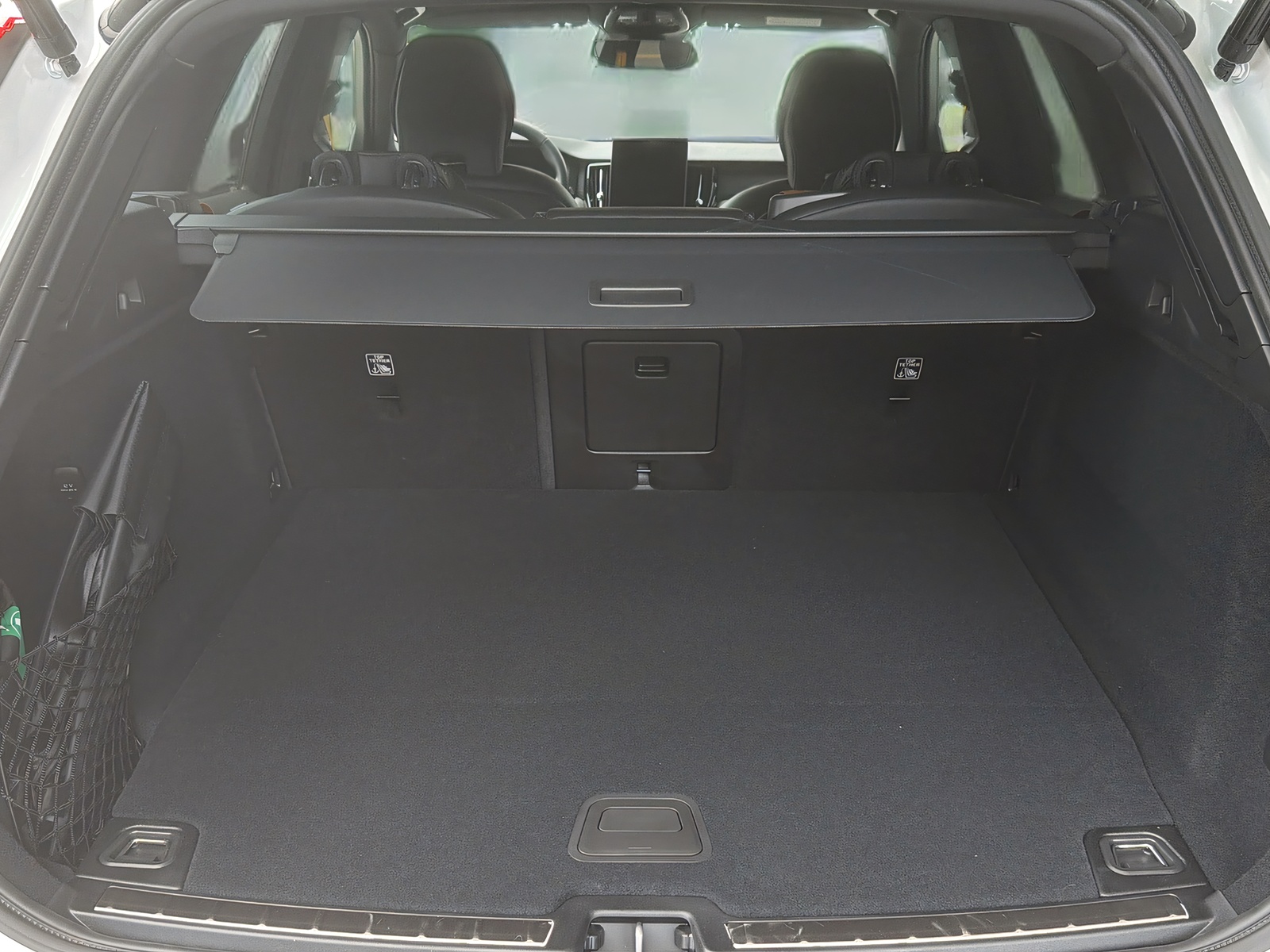 VOLVO XC60 2.0 T8 TE Polestar eAWD Last Edition-image-19