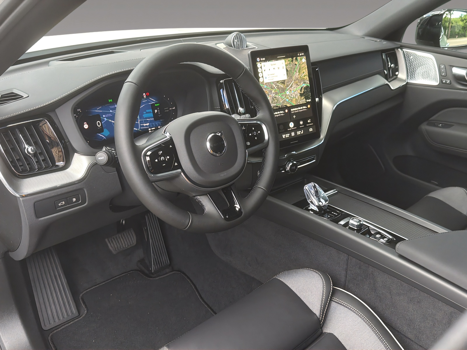 VOLVO XC60 2.0 T8 TE Polestar eAWD Last Edition-image-8