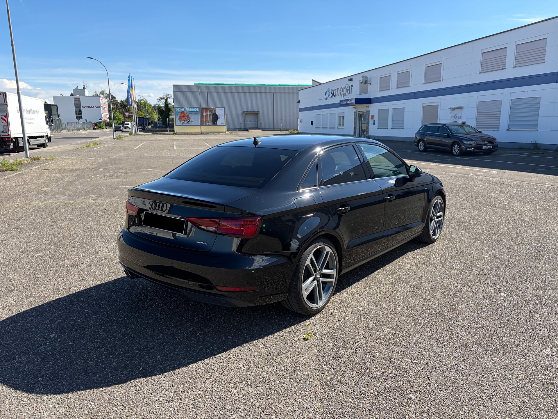 AUDI 2.0 40 TDI Sport qu. S-Tronic-image-2