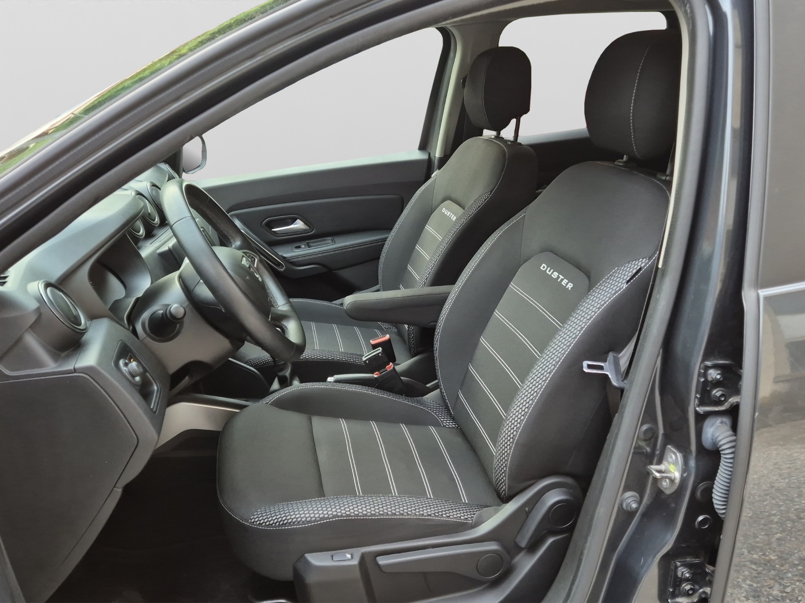 DACIA Duster dCi 110 Prestige 4x2 EDC-image-12
