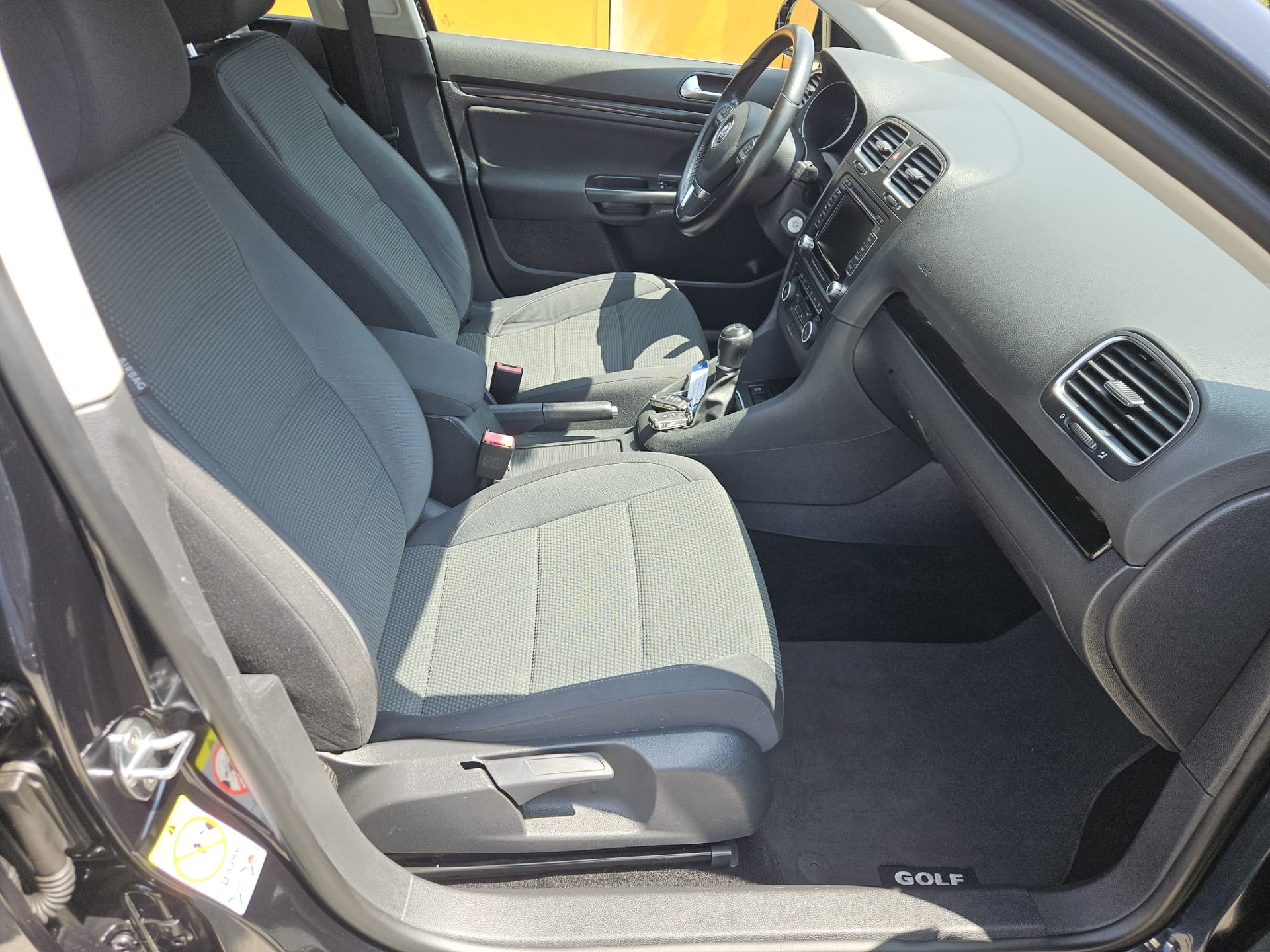 VW Golf Variant 1.6 TDI BMT Comfortline-image-6