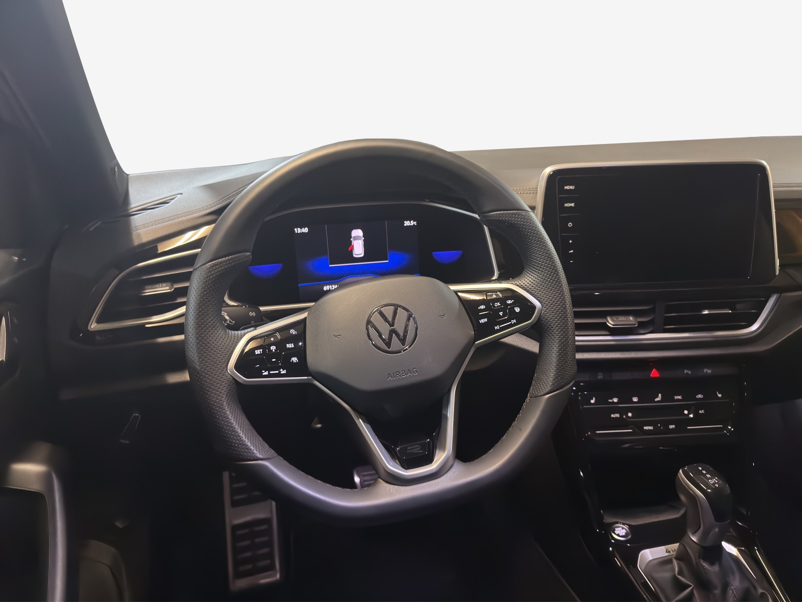 VW T-Roc 2.0 TSI R-Line DSG 4Motion-image-9