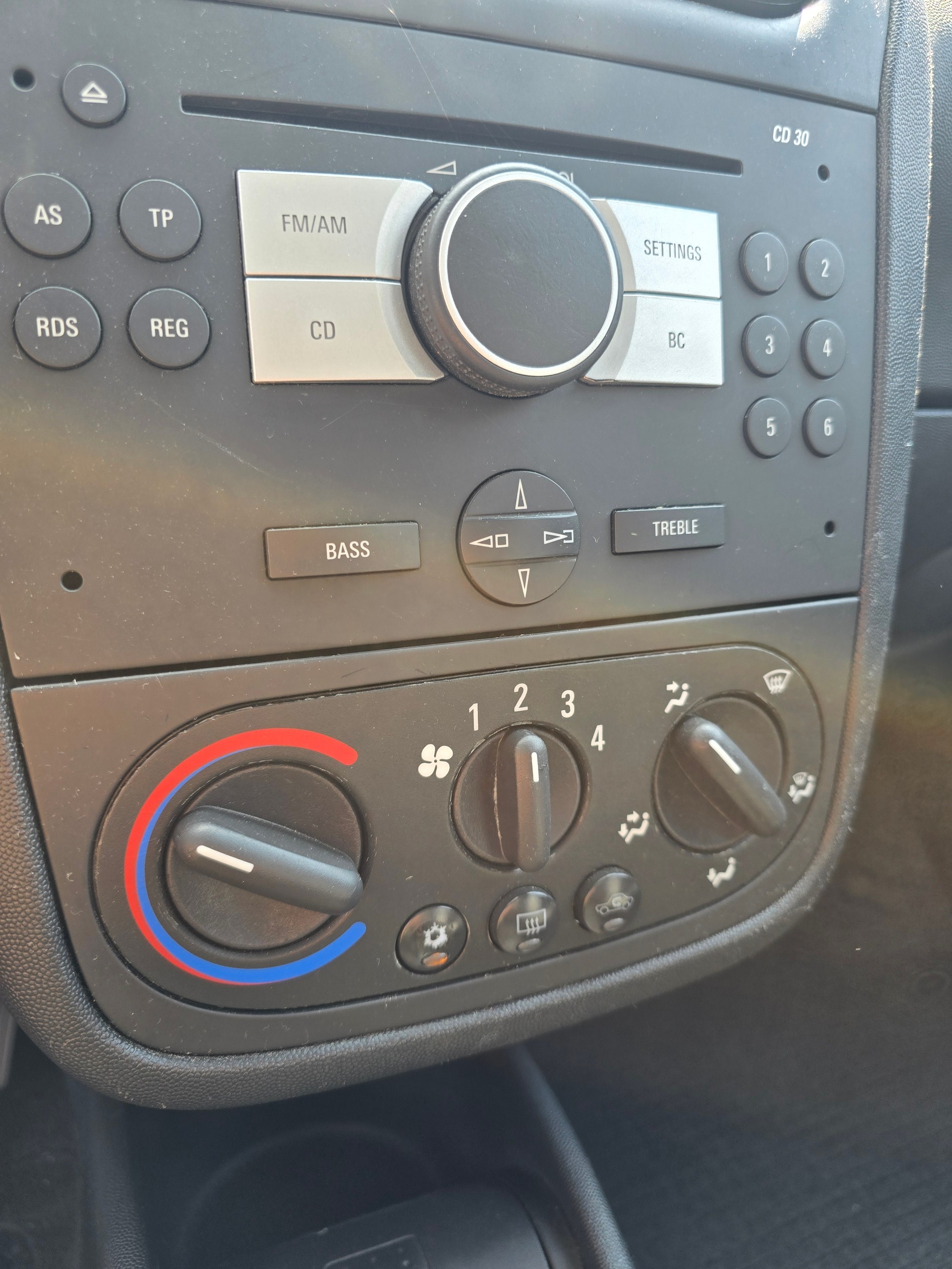 OPEL Combo 1.6 CNG Enjoy-image-12