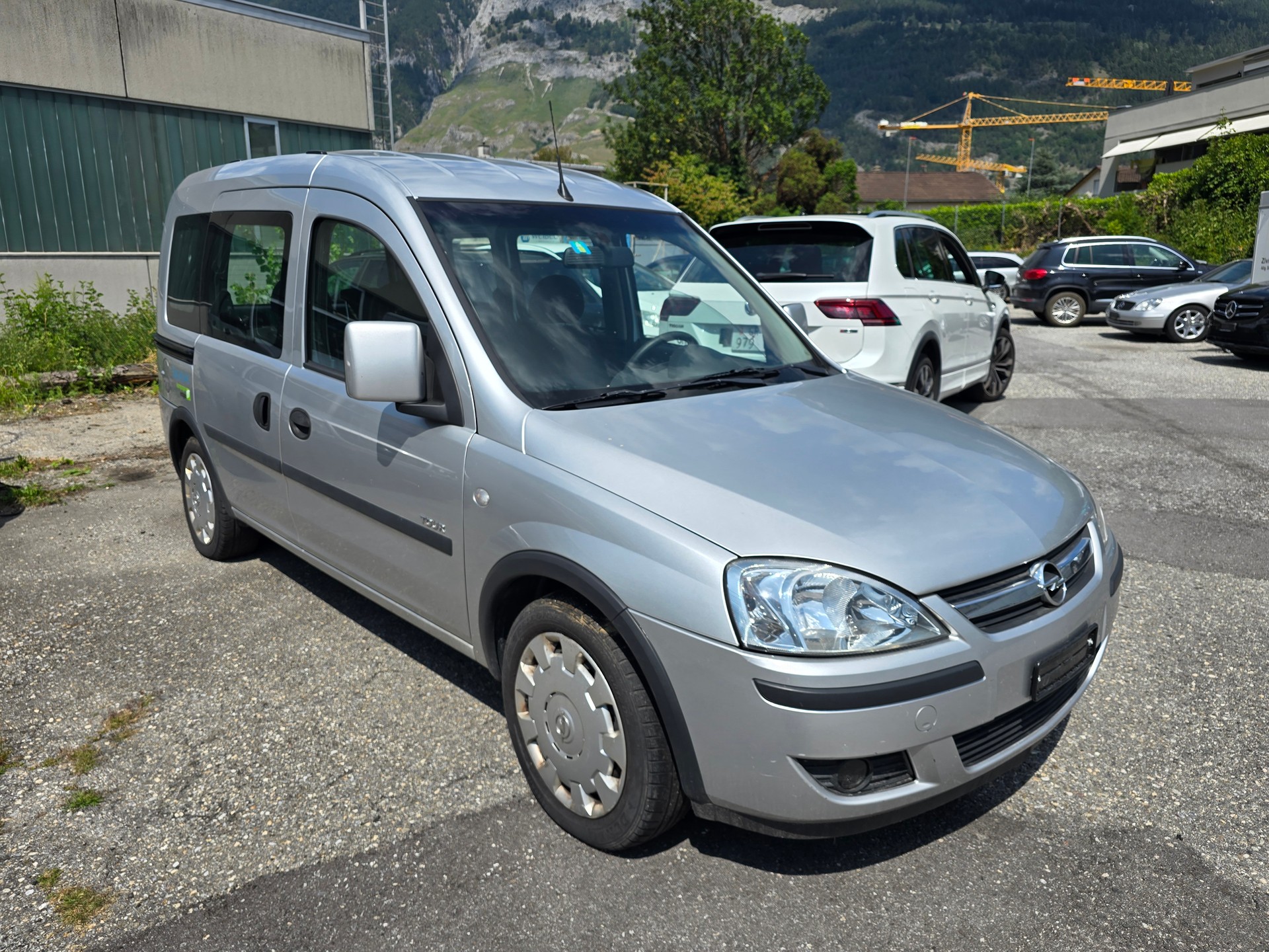 OPEL Combo 1.6 CNG Enjoy-image-2