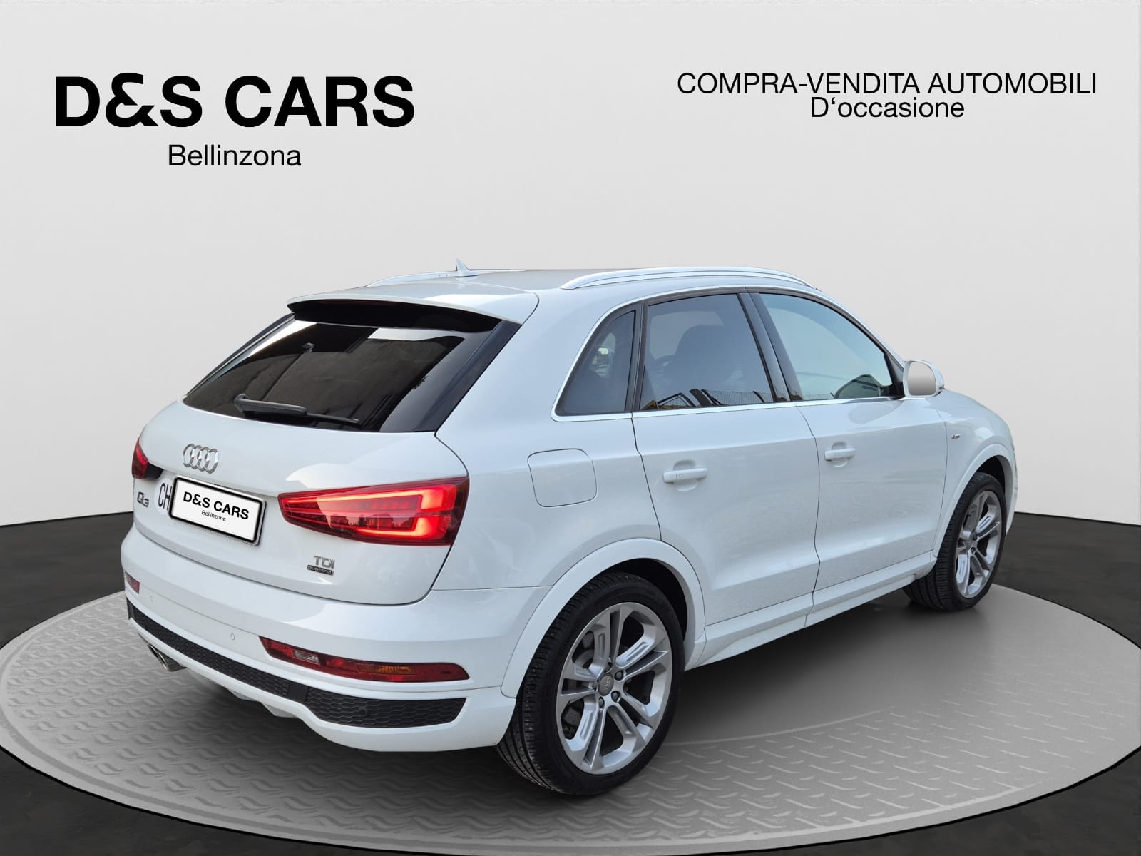 AUDI Q3 2.0 TDI quattro S-line-image-5