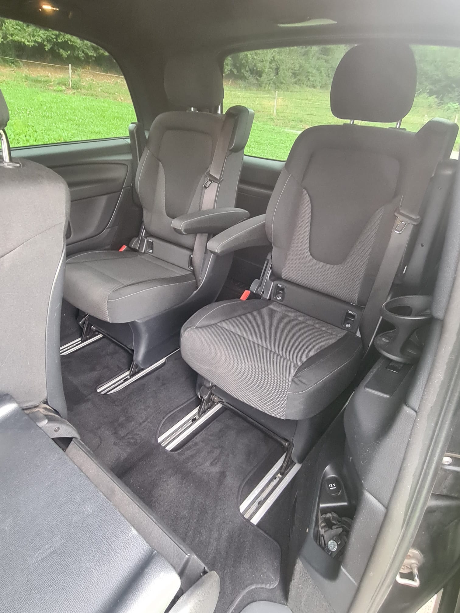 MERCEDES-BENZ V 250 d Trend compact 4matic-image-4