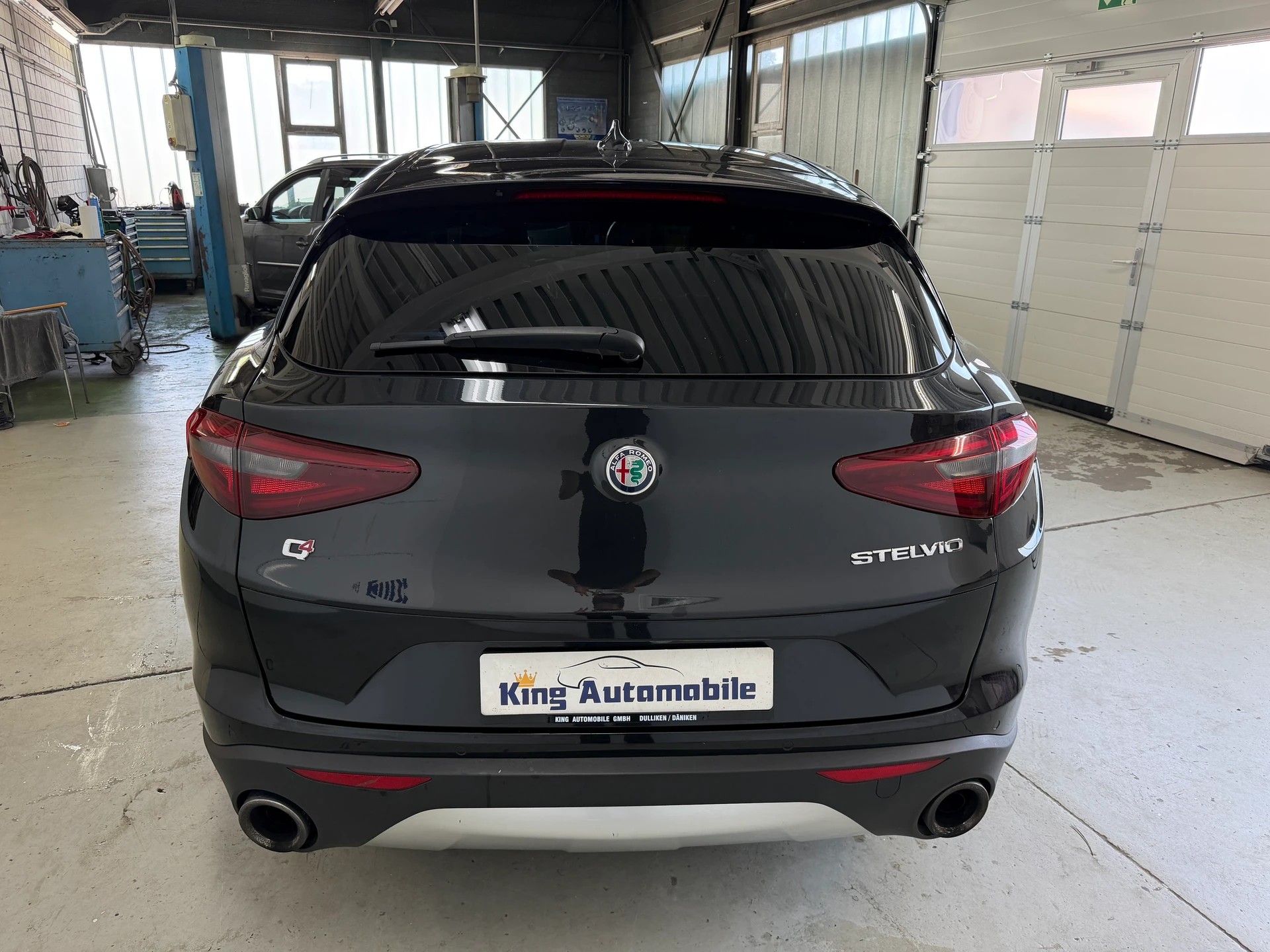 ALFA ROMEO Stelvio 2.0 First Edition Q4 Automatic | CH-Auto | Navi | Leder-image-5