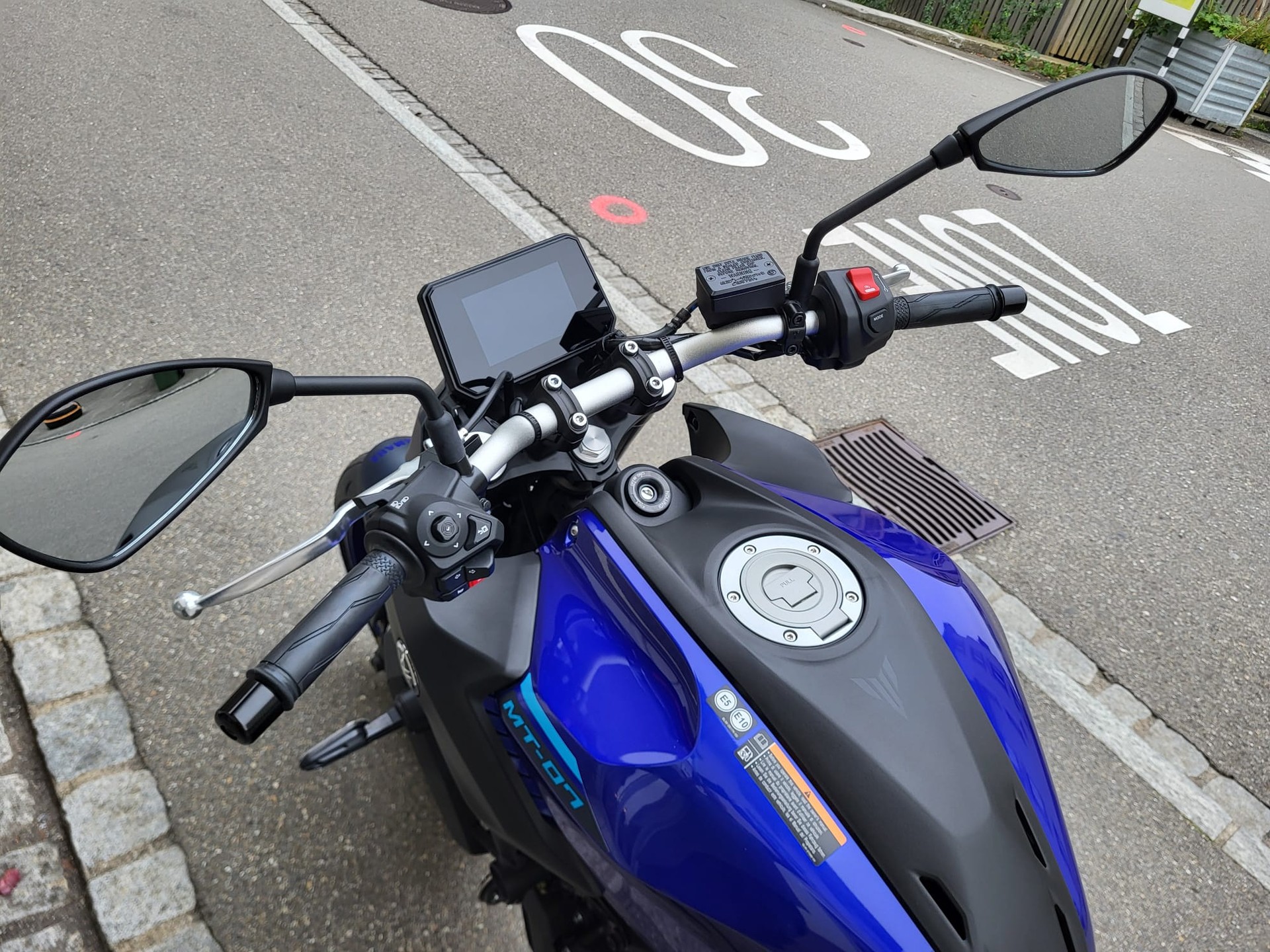 YAMAHA MT-07 (35KW)-showroom-element-3