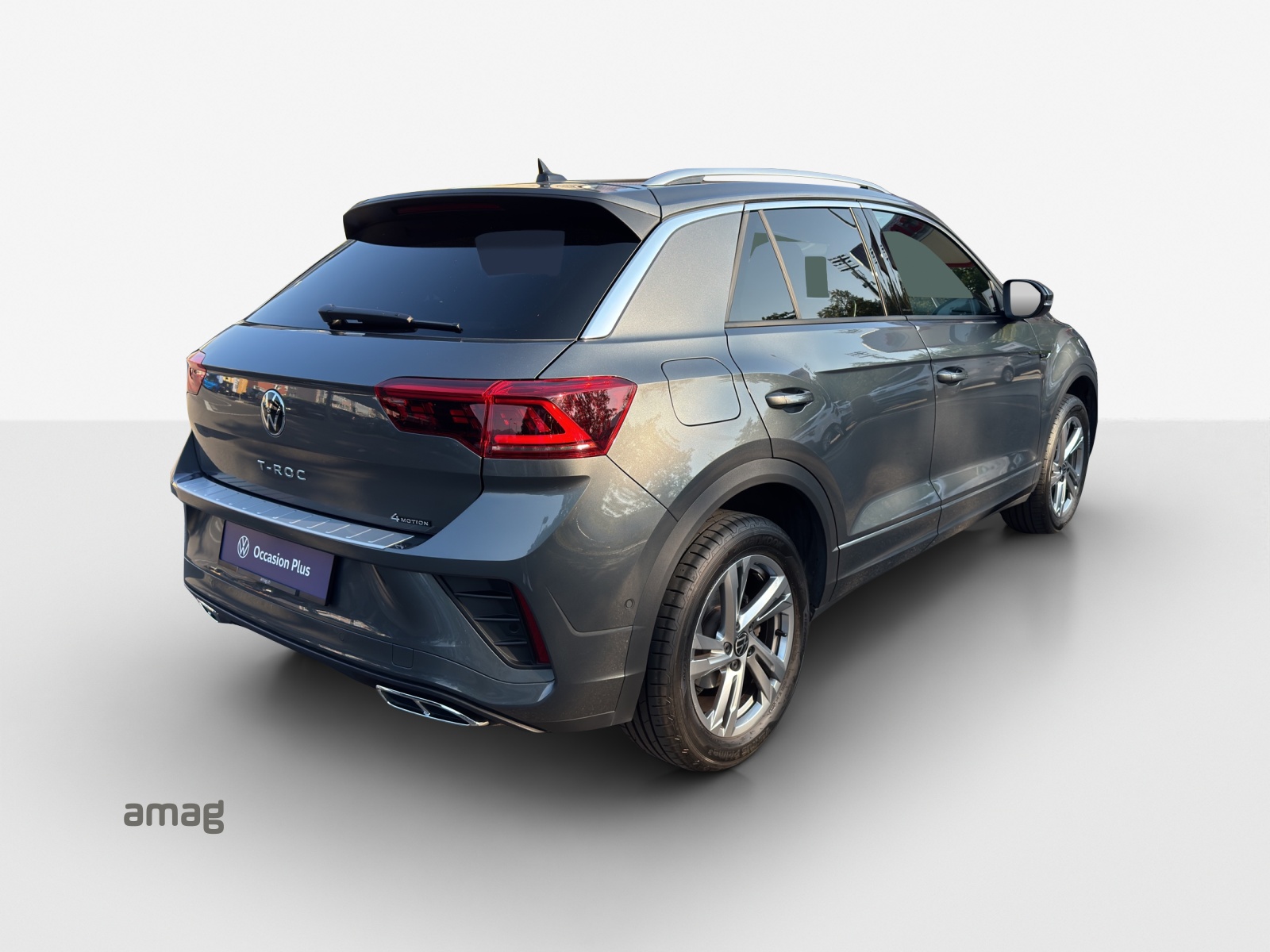 VW T-Roc 2.0 TSI R-Line DSG 4Motion-image-4