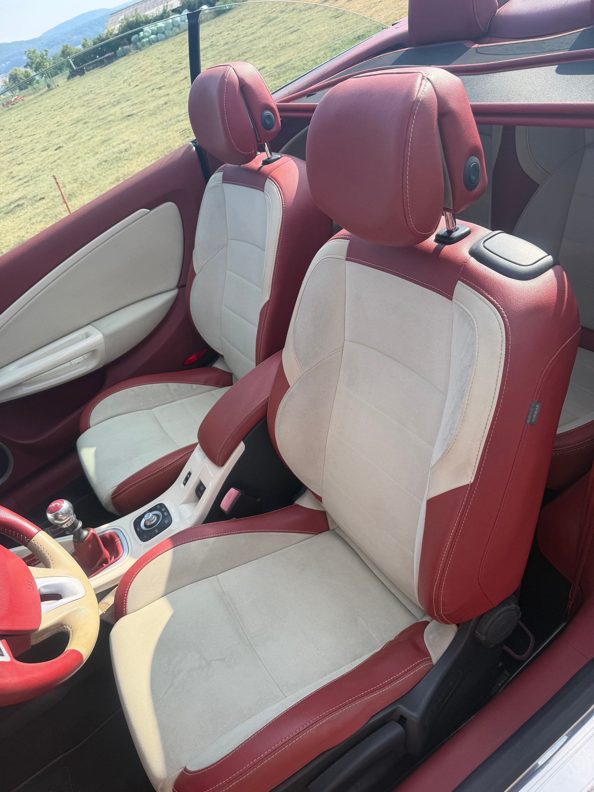 RENAULT Mégane CC 1.4 16V Turbo Dynamique-image-8