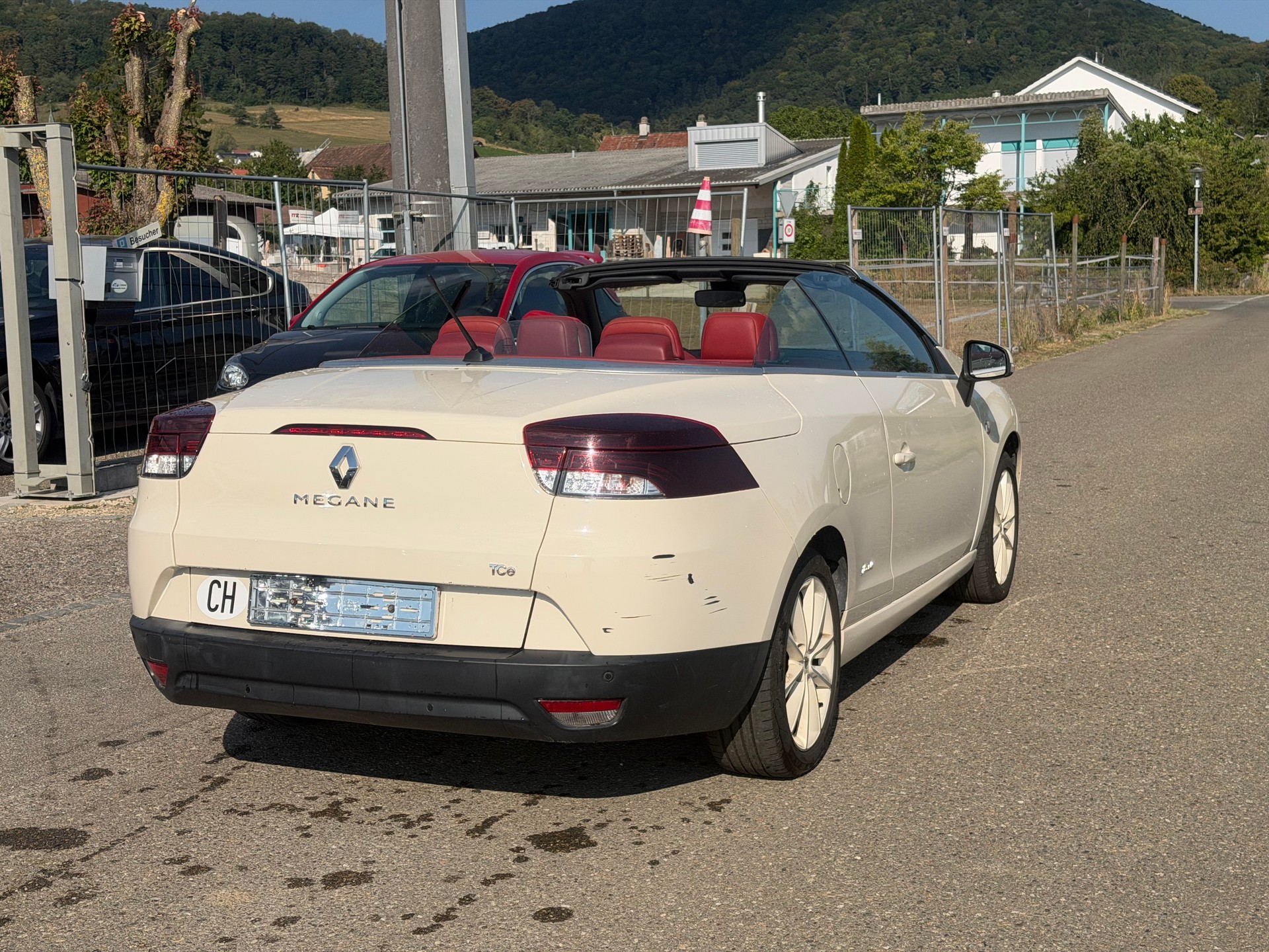 RENAULT Mégane CC 1.4 16V Turbo Dynamique-image-6