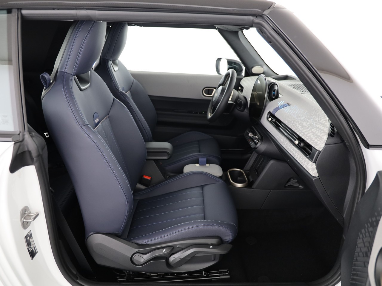 MINI Cooper S Cabriolet DKG-image-14
