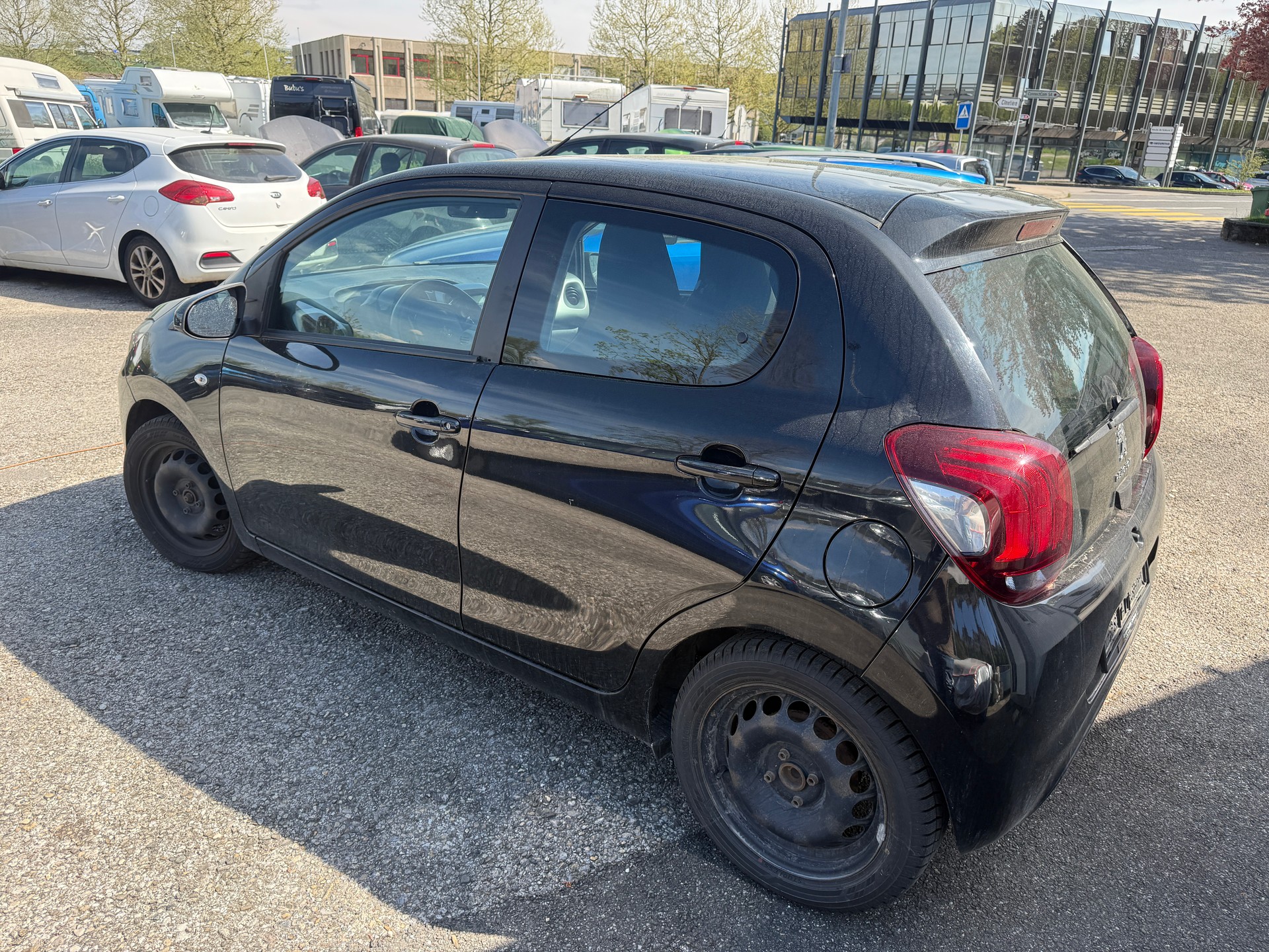 PEUGEOT 108 1.2 VTi Féline Top-image-2