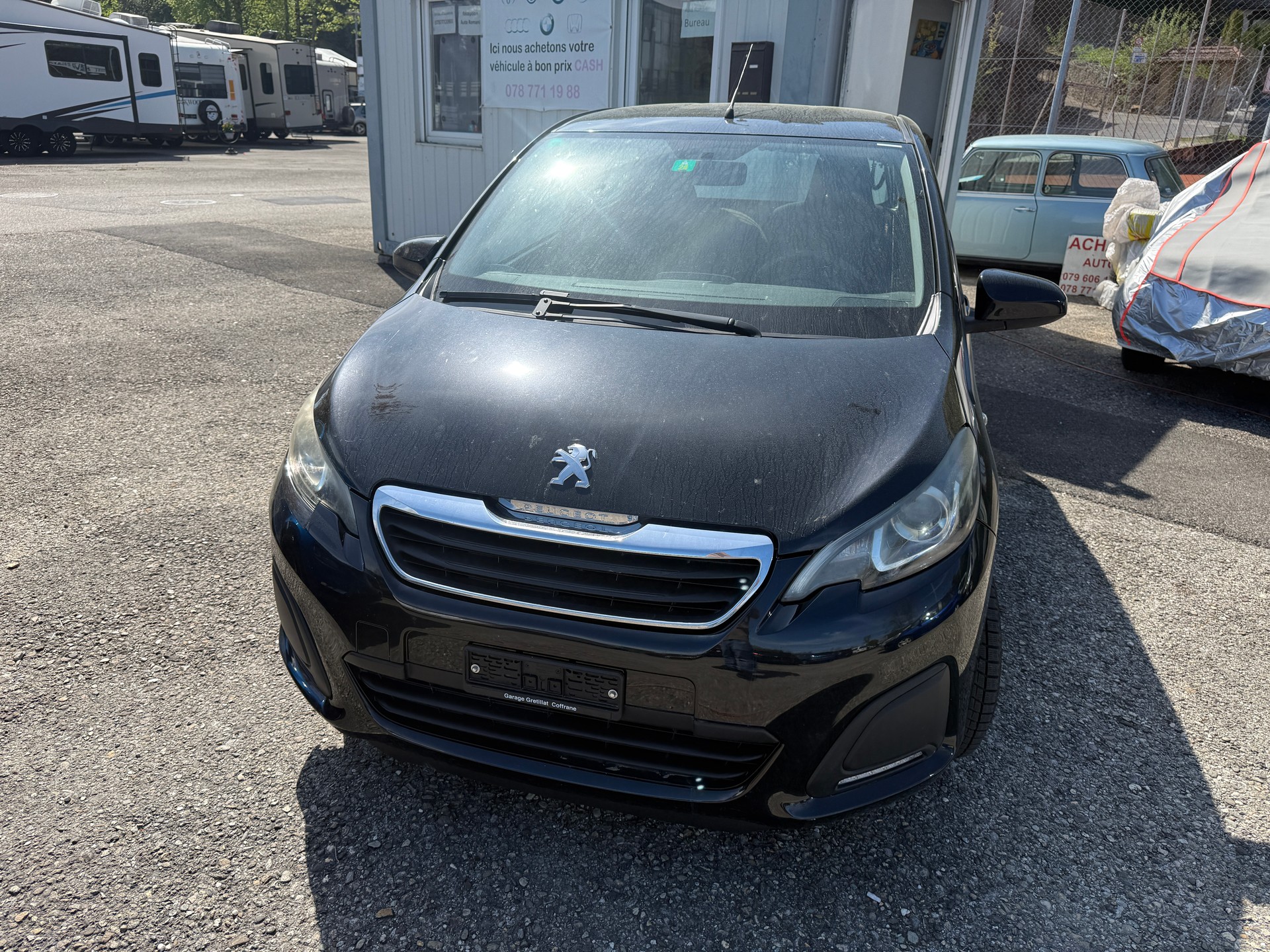 PEUGEOT 108 1.2 VTi Féline Top-image-0