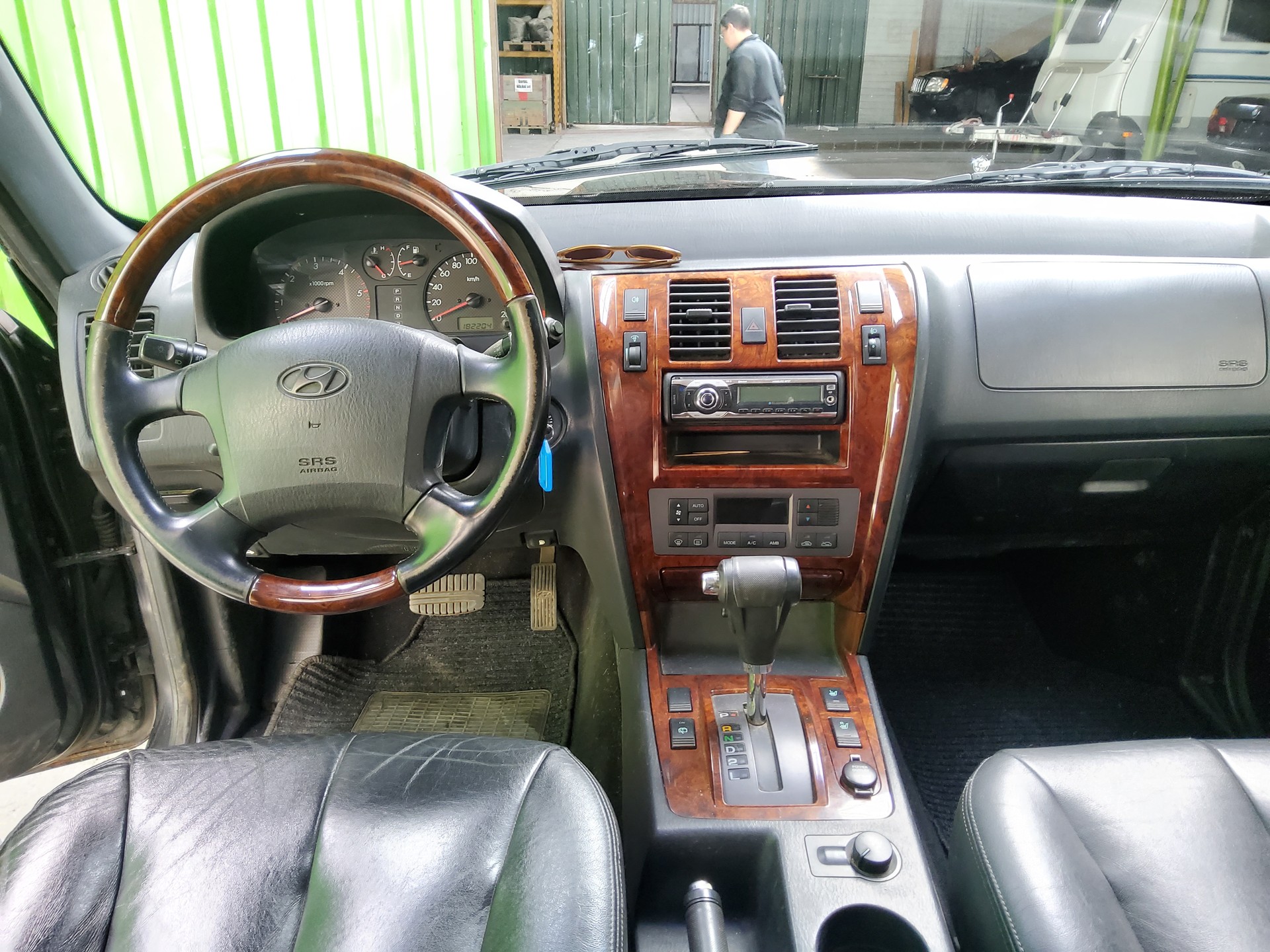 HYUNDAI Terracan 2.9 CRDi Swiss Edition Automatic-image-10