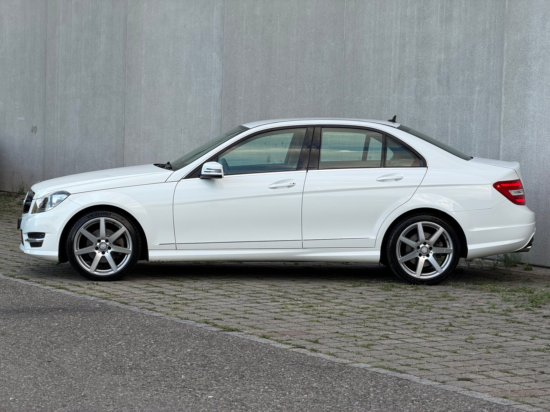 MERCEDES-BENZ C 250 CDI Avantgarde 4Matic 7G-Tronic-showroom-element-3