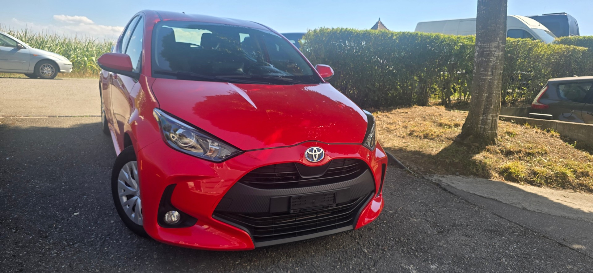 TOYOTA Yaris 1.5 Active e-CVT