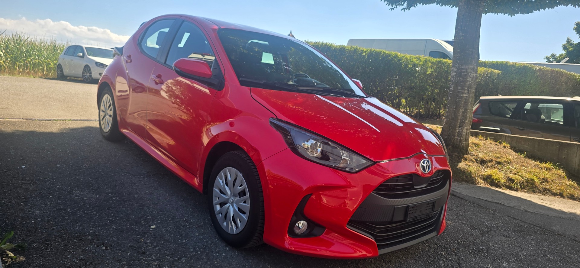 TOYOTA Yaris 1.5 Active e-CVT-image-6