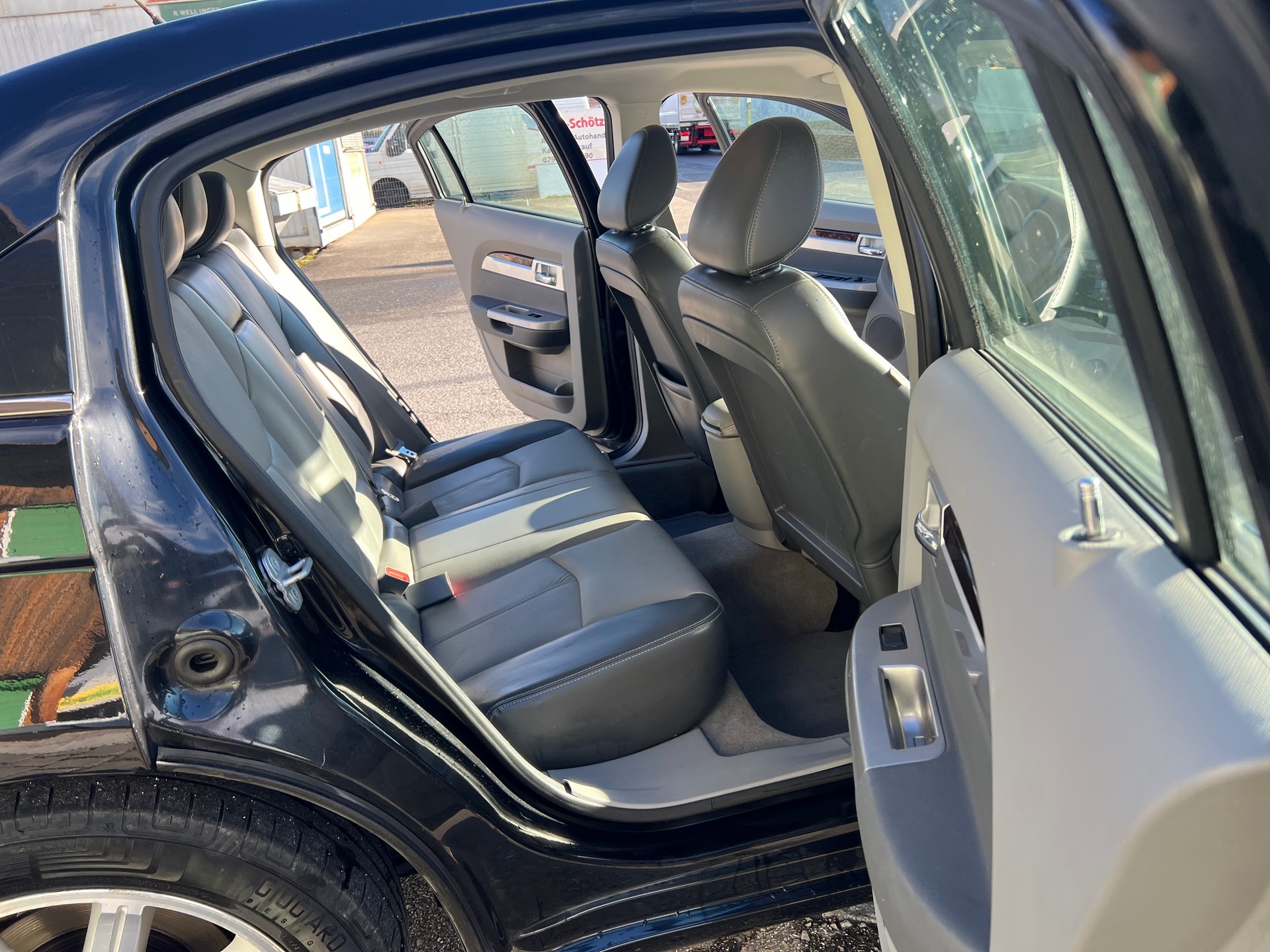 CHRYSLER Sebring 2.7 V6 Limited Automatic-image-10
