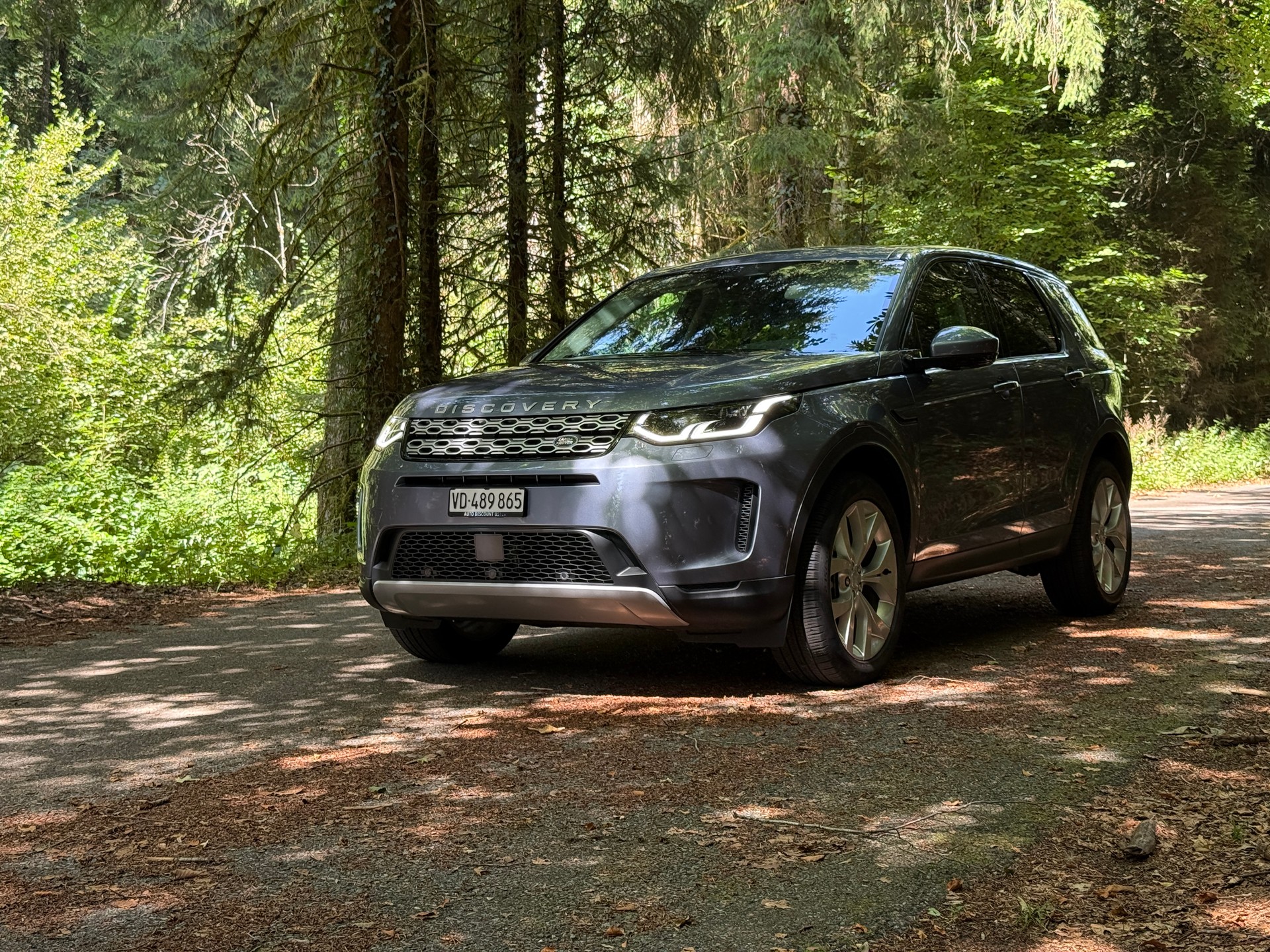 LAND ROVER 2.0 SD4 200 SE-image-1