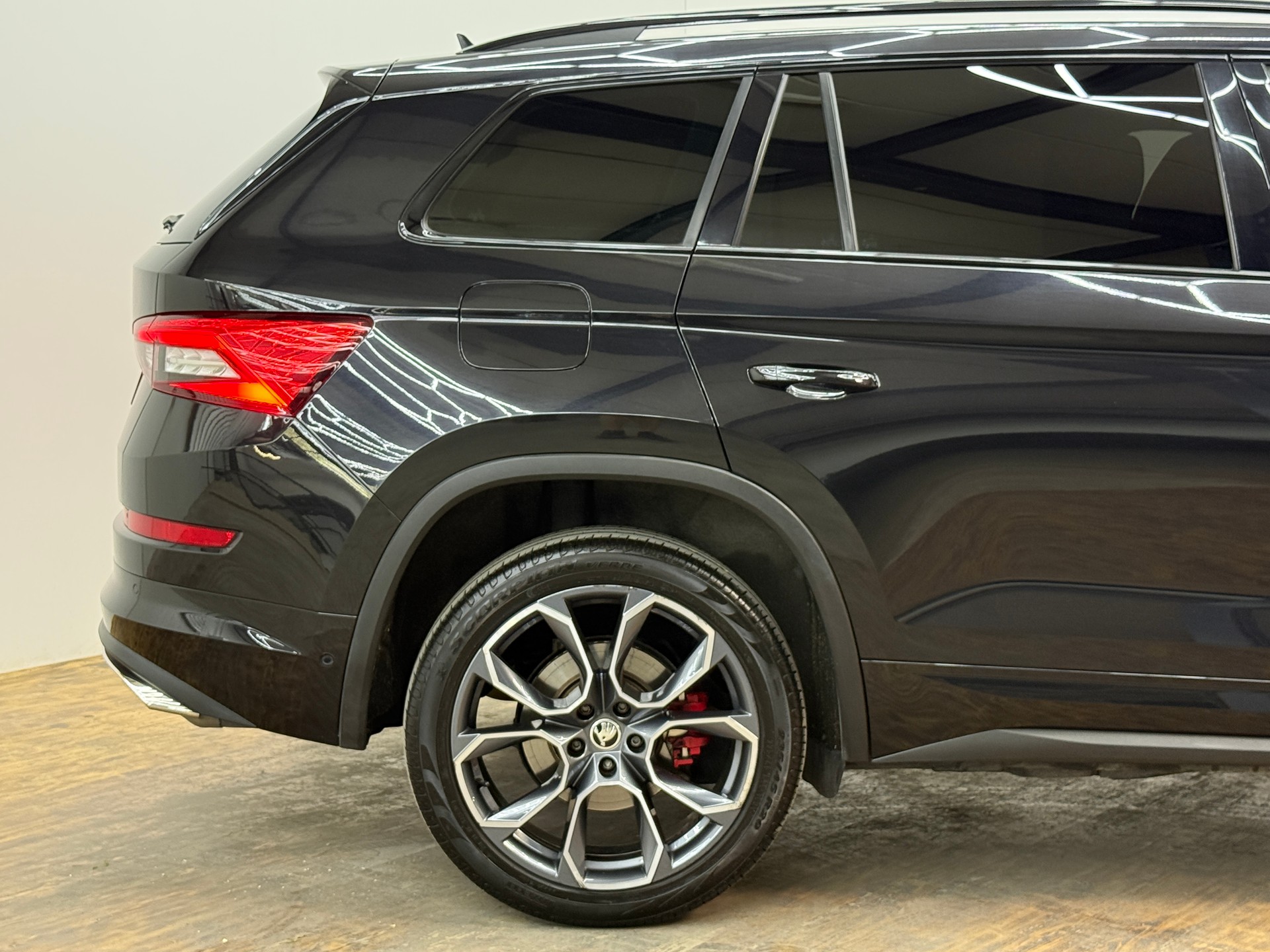 SKODA Kodiaq 2.0 Bi-TDI SCR RS 4x4 DSG-image-14