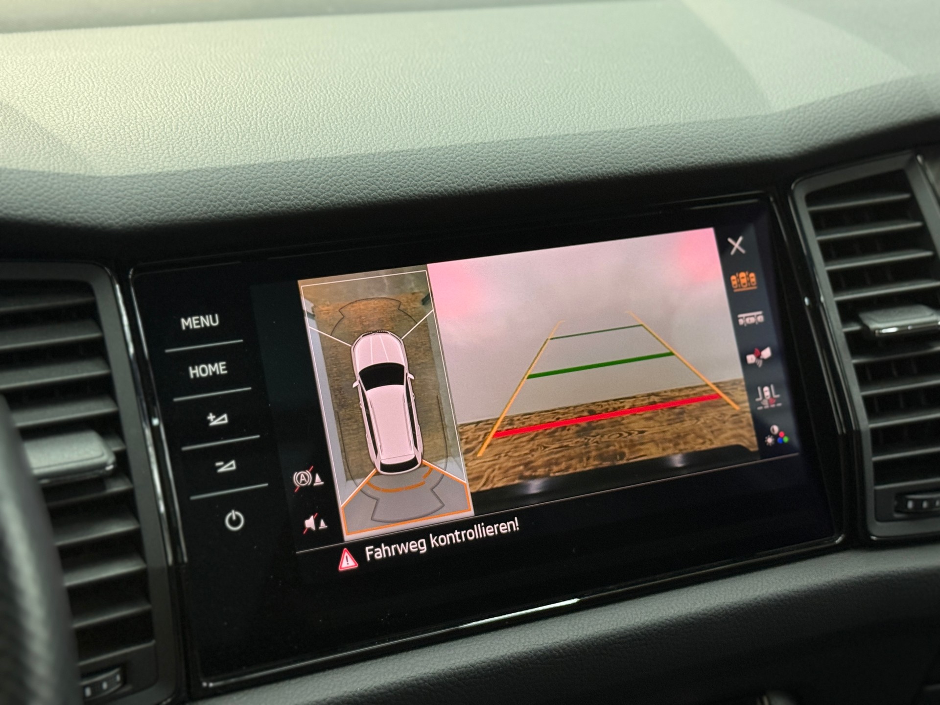 SKODA Kodiaq 2.0 Bi-TDI SCR RS 4x4 DSG-image-31
