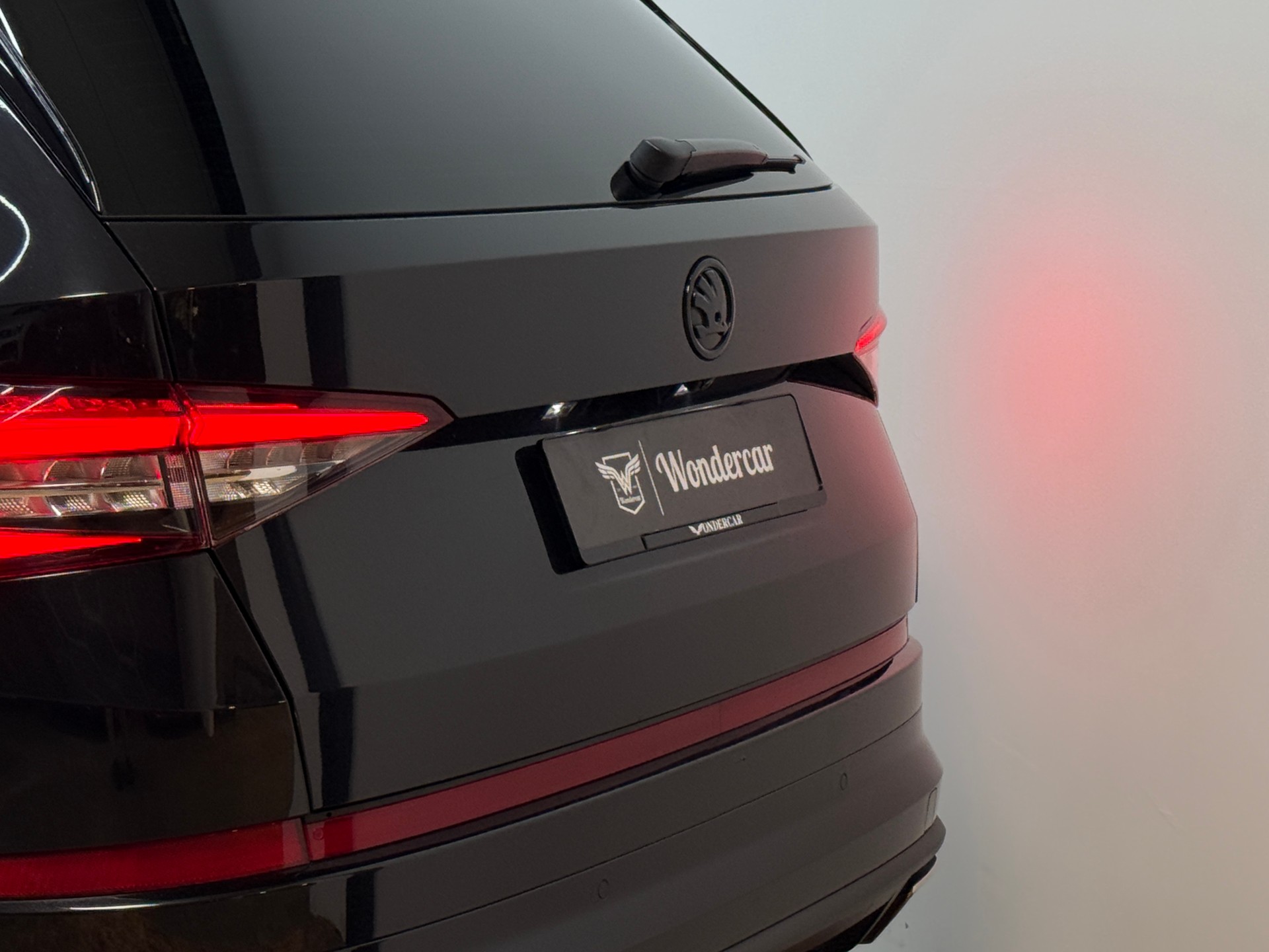 SKODA Kodiaq 2.0 Bi-TDI SCR RS 4x4 DSG-image-10