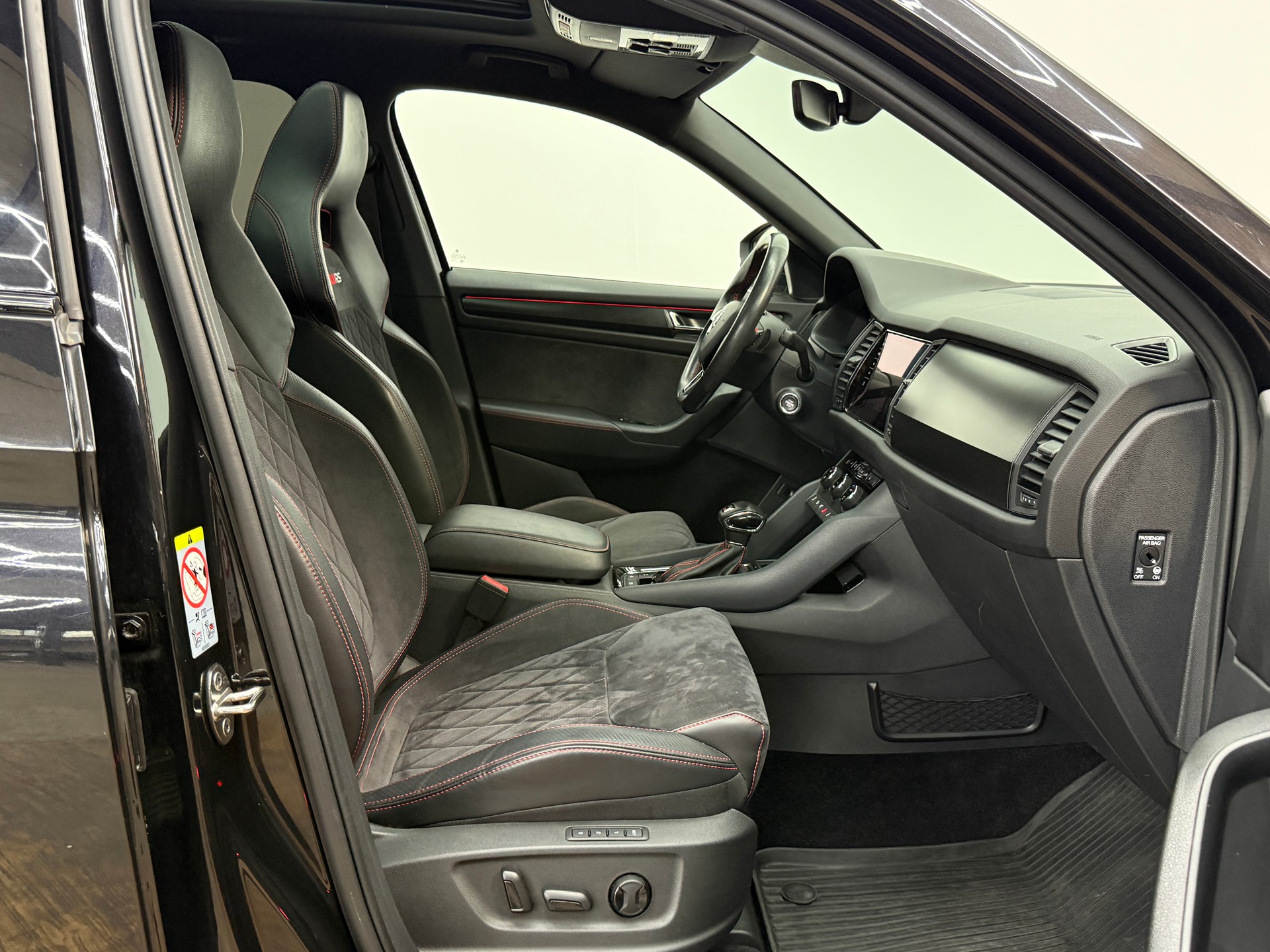 SKODA Kodiaq 2.0 Bi-TDI SCR RS 4x4 DSG-image-20