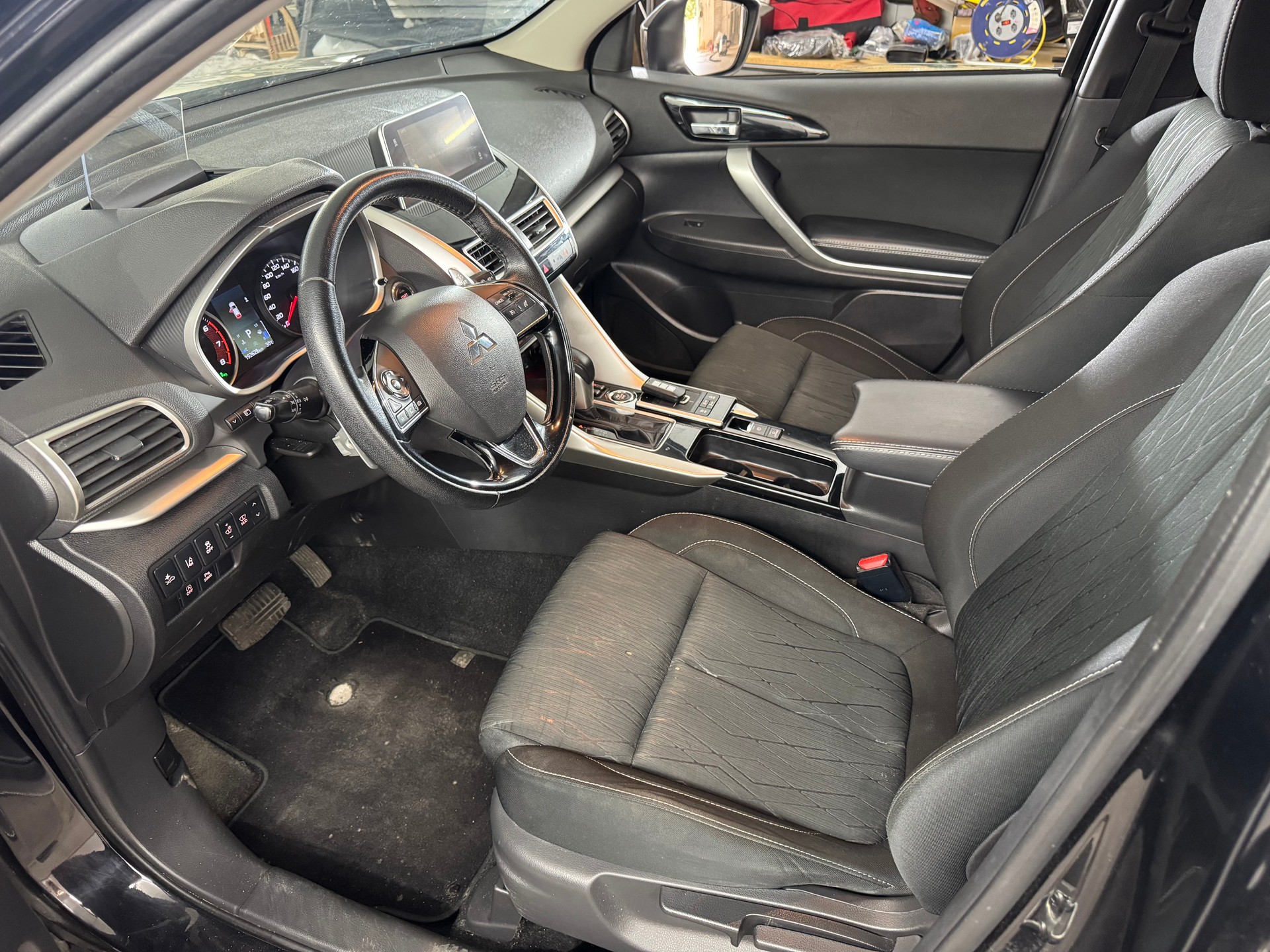 MITSUBISHI Eclipse Cross 1.5 T-Mivec Style 4WD CVT-image-7