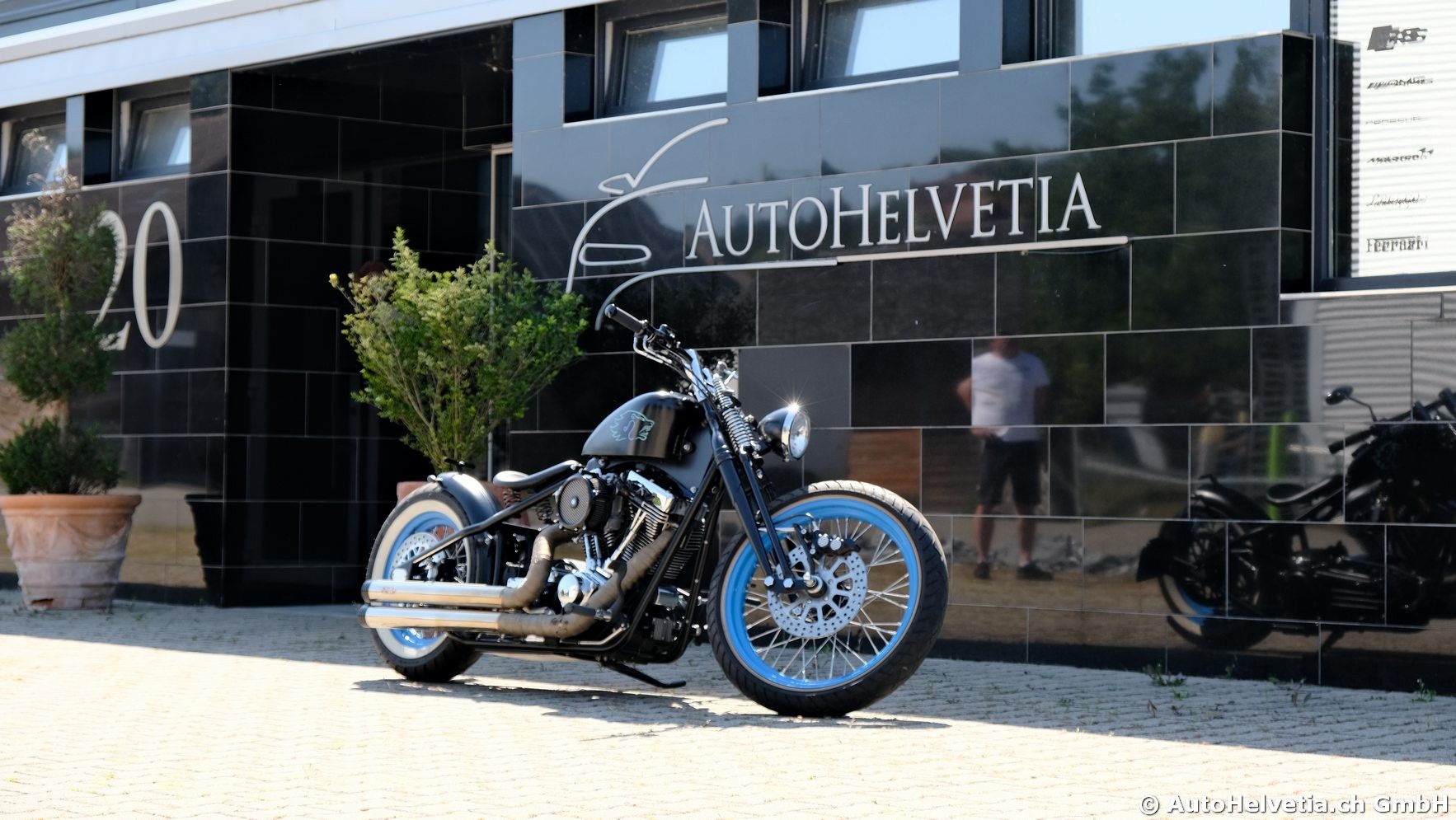 CLASSIC CYCLES Bobber 1647