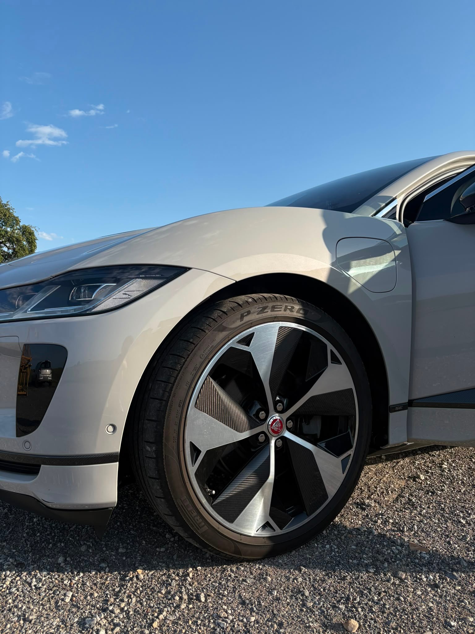 JAGUAR EV400 SE AWD-image-4