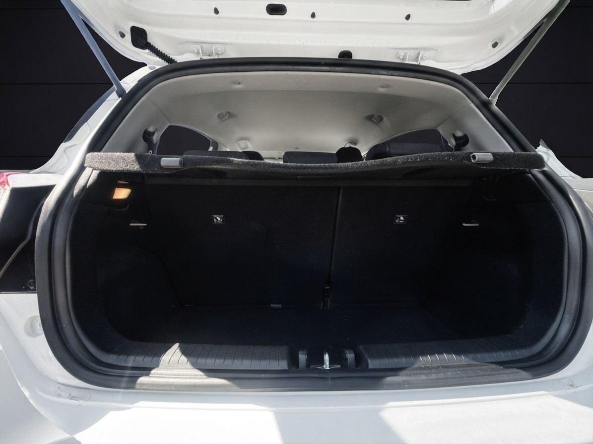 HYUNDAI i10 1.2 Vertex Automat-image-8