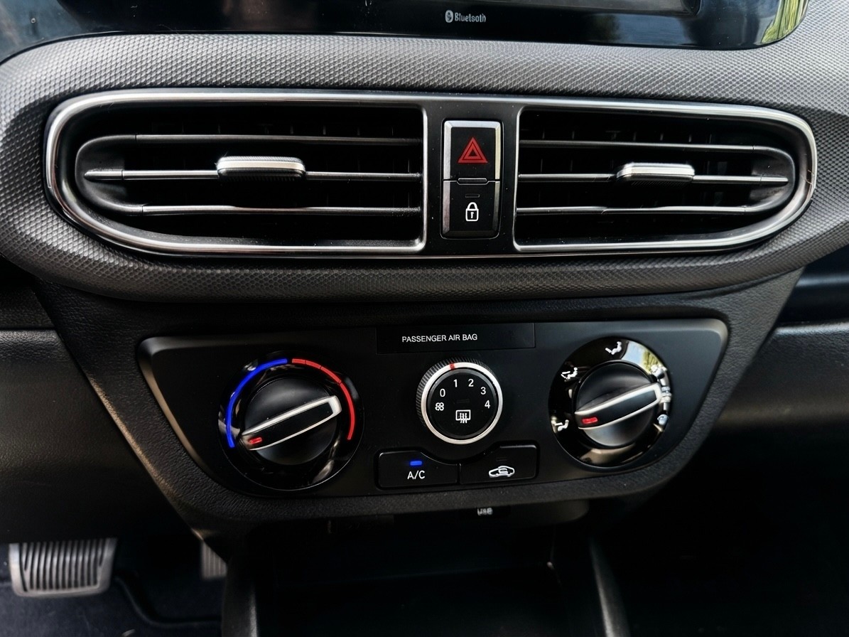 HYUNDAI i10 1.2 Vertex Automat-image-26