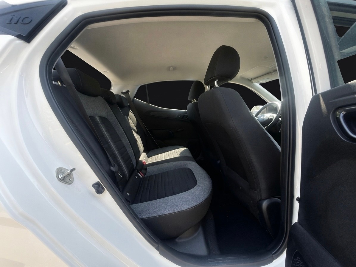 HYUNDAI i10 1.2 Vertex Automat-image-11