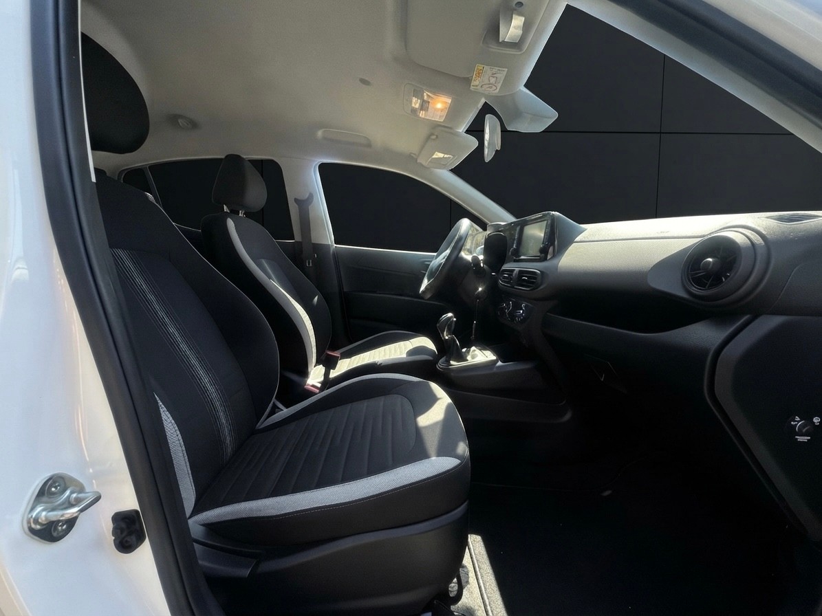 HYUNDAI i10 1.2 Vertex Automat-image-10