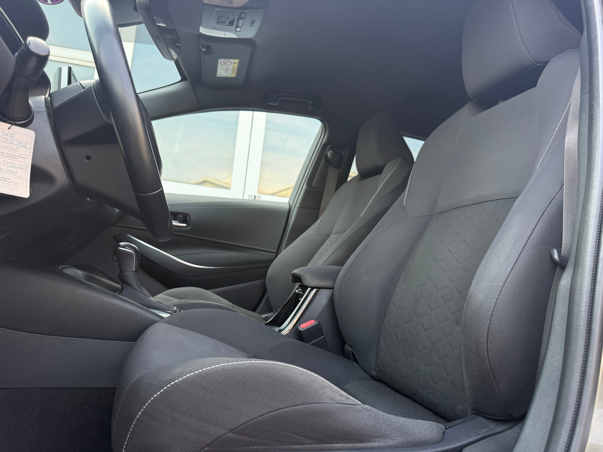 TOYOTA Corolla Touring Sports 1.8 HSD Comfort e-CVT-image-5