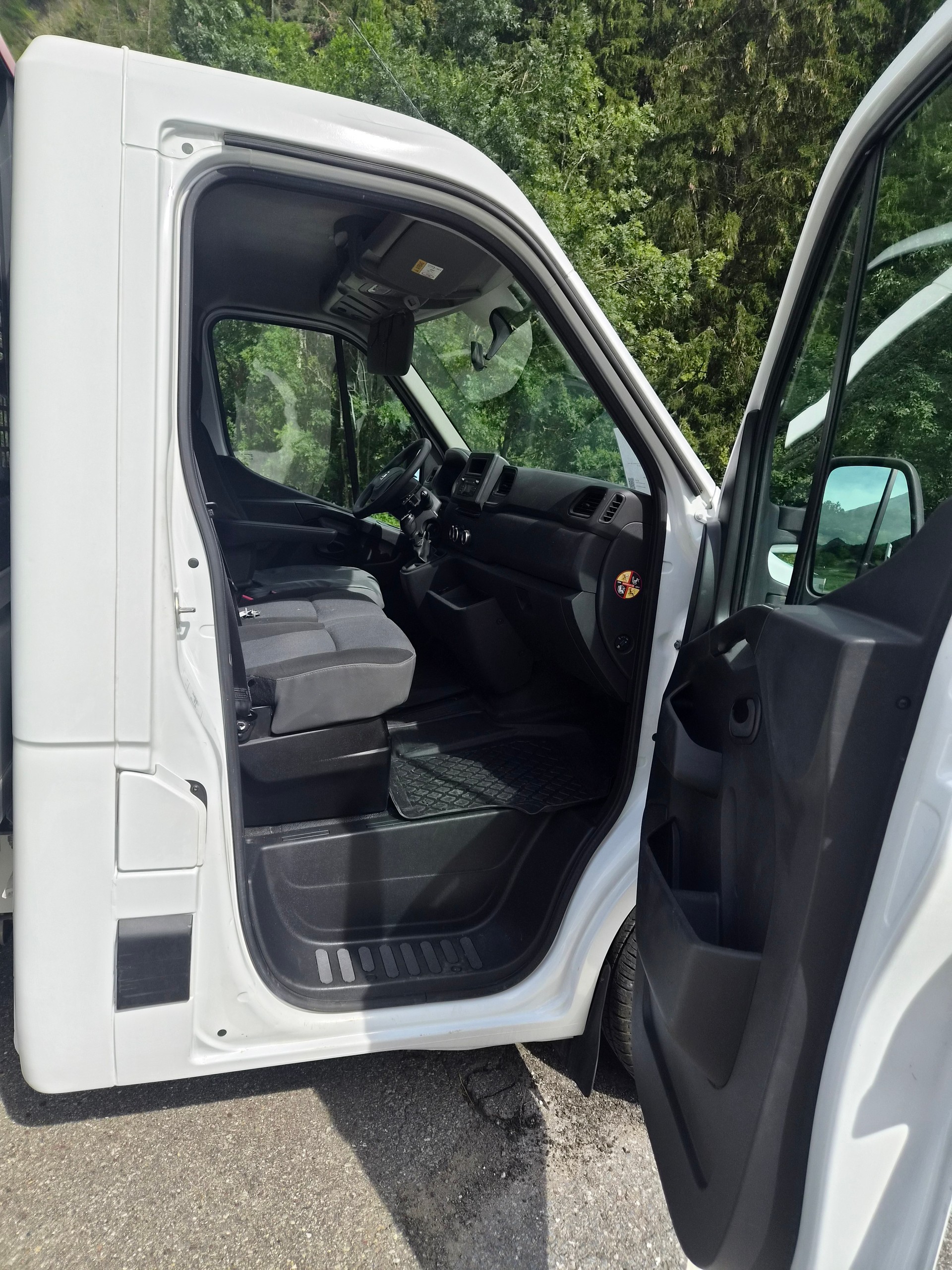 NISSAN NV400 F35.13 L2H1 FWD Pro-image-6
