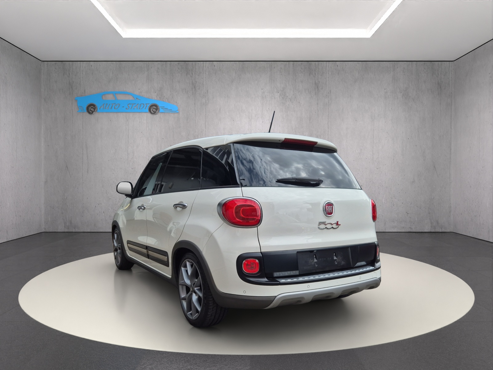 FIAT 500L 1.6 JTD Trekking-image-2