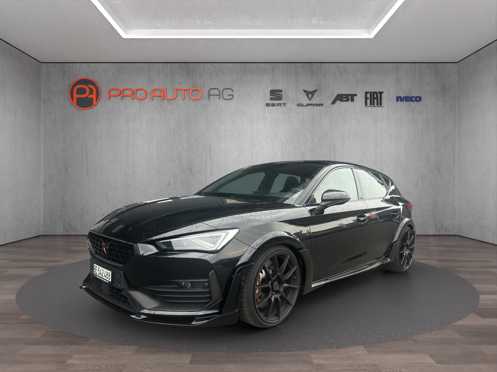 CUPRA LEON 2.0 TSI VZ DSG 4Drive "BREITBAU"-image-0