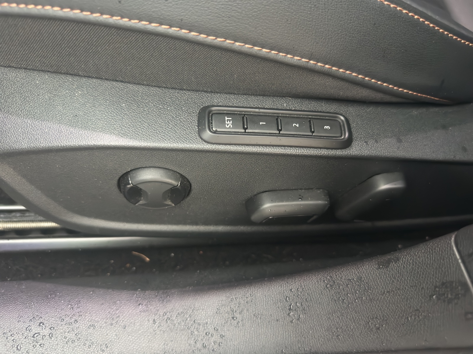 CUPRA LEON 2.0 TSI VZ DSG 4Drive "BREITBAU"-image-12