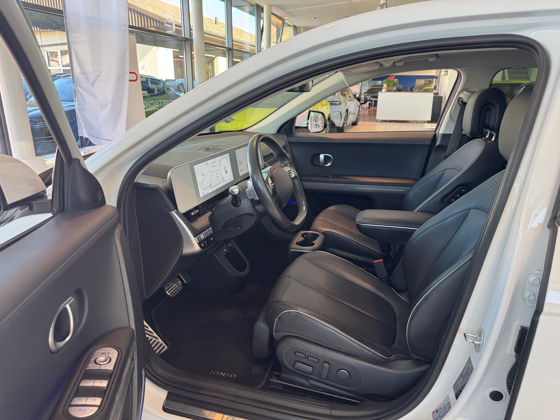 HYUNDAI Ioniq 5 77kWh Vertex 4WD-image-11