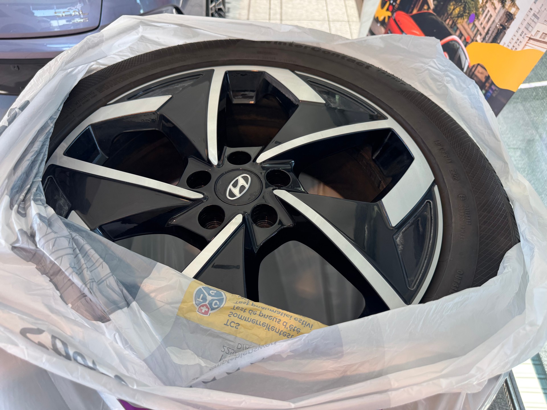 HYUNDAI Ioniq 5 77kWh Vertex 4WD-image-28
