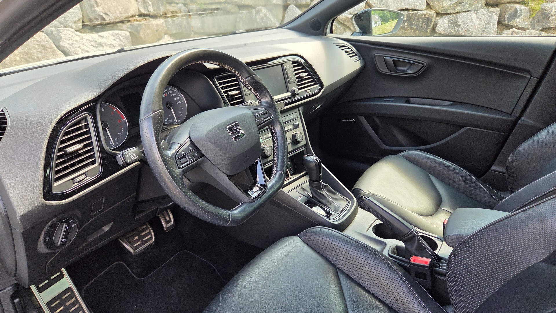 SEAT 2.0 TSI 280 Cupra DSG-image-2