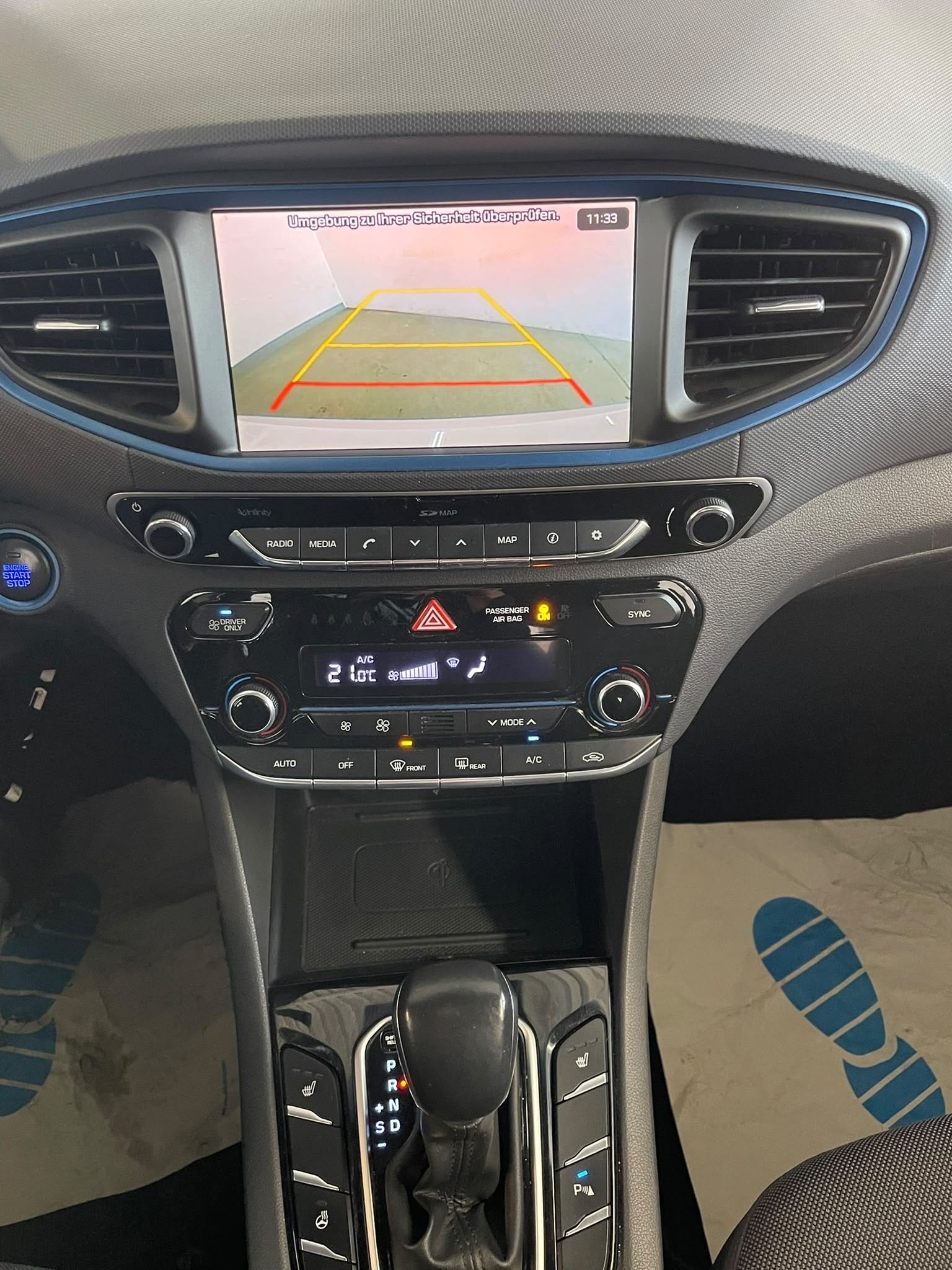 HYUNDAI Ioniq 1.6 GDi HEV Launch Plus DCT | CH-Auto | Frisch MFK | 1-Hand-image-16