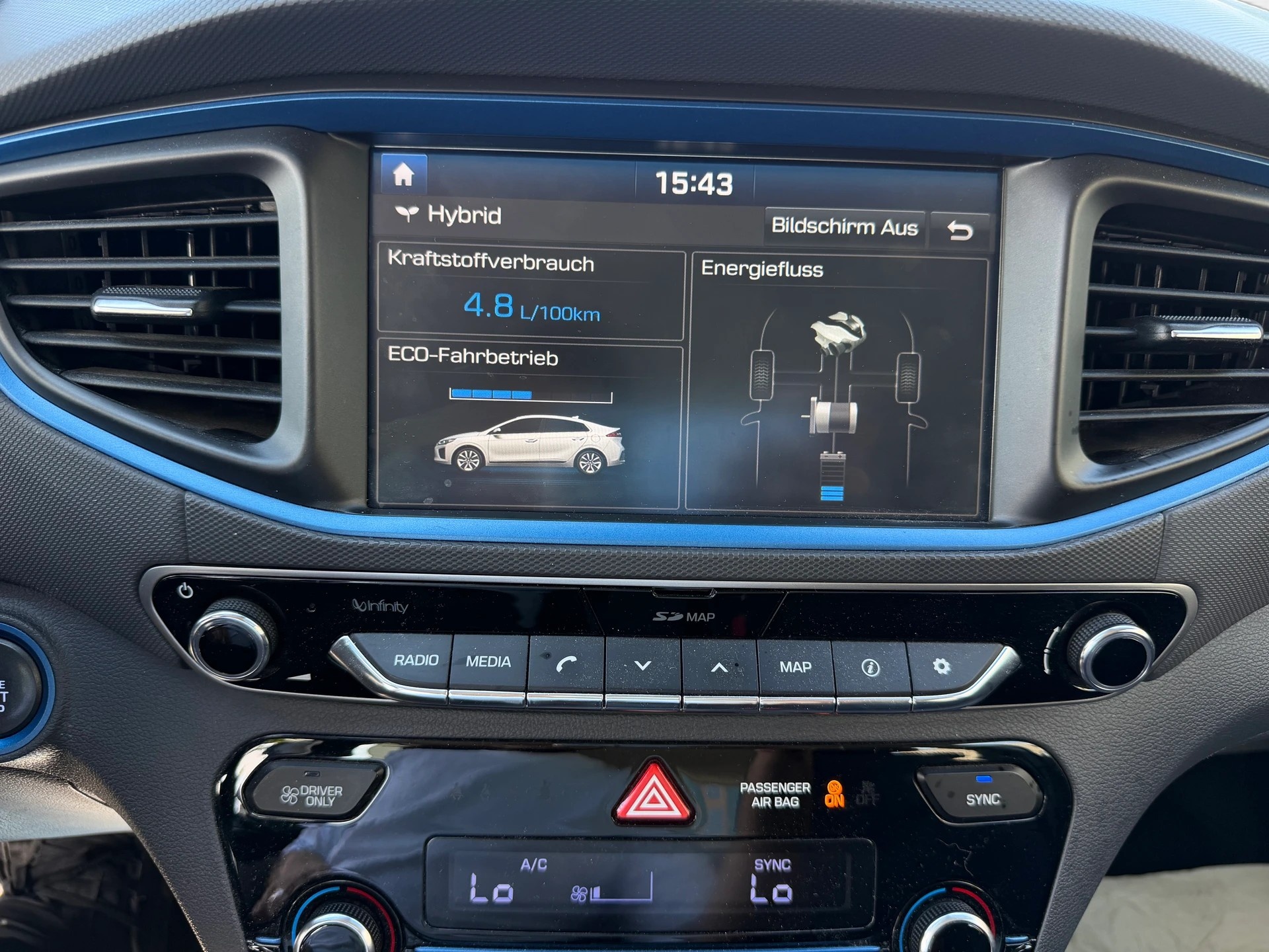 HYUNDAI Ioniq 1.6 GDi HEV Launch Plus DCT | CH-Auto | Frisch MFK | 1-Hand-image-17