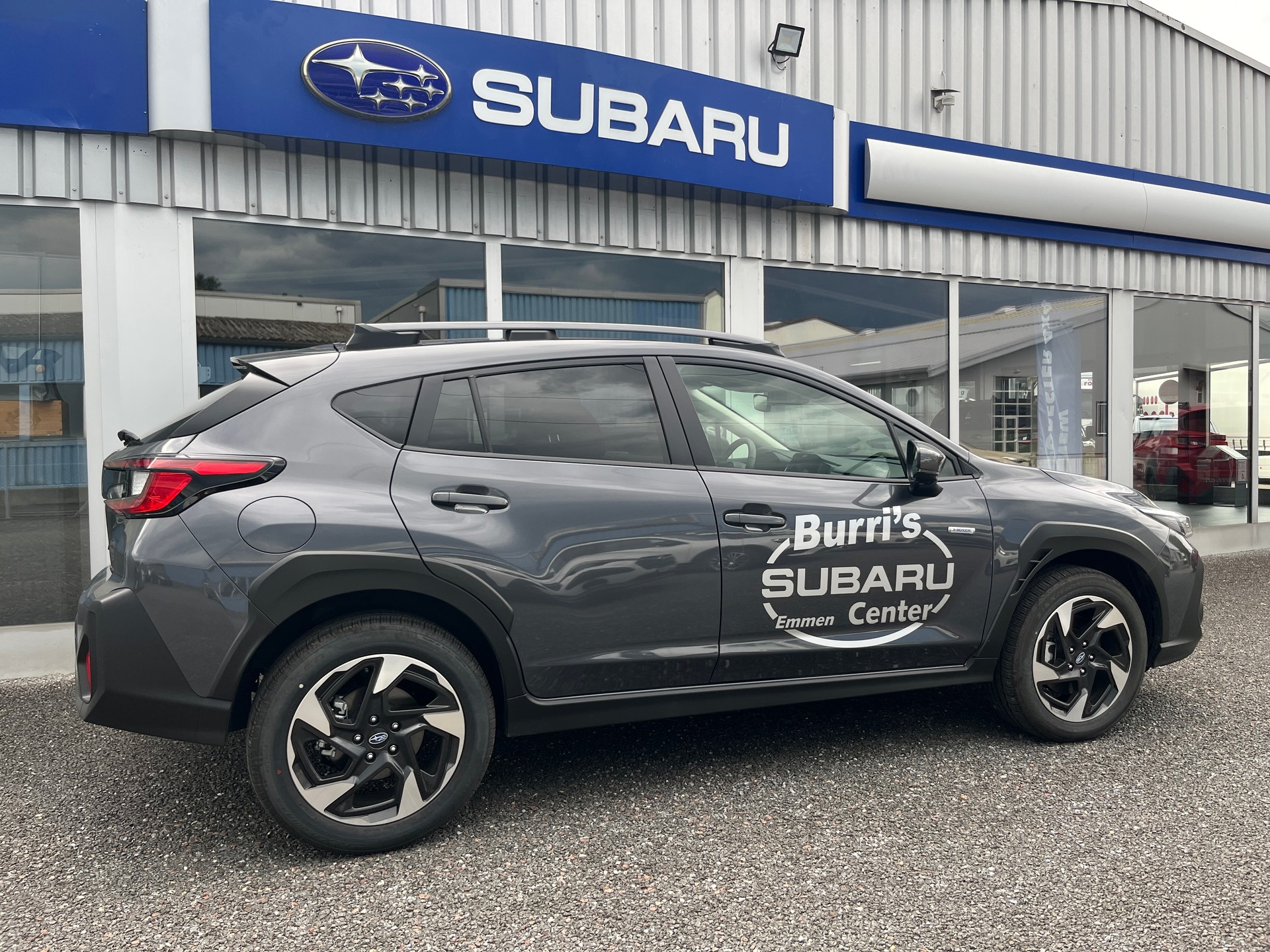 SUBARU Crosstrek 2.0i e-Boxer Luxury-image-4