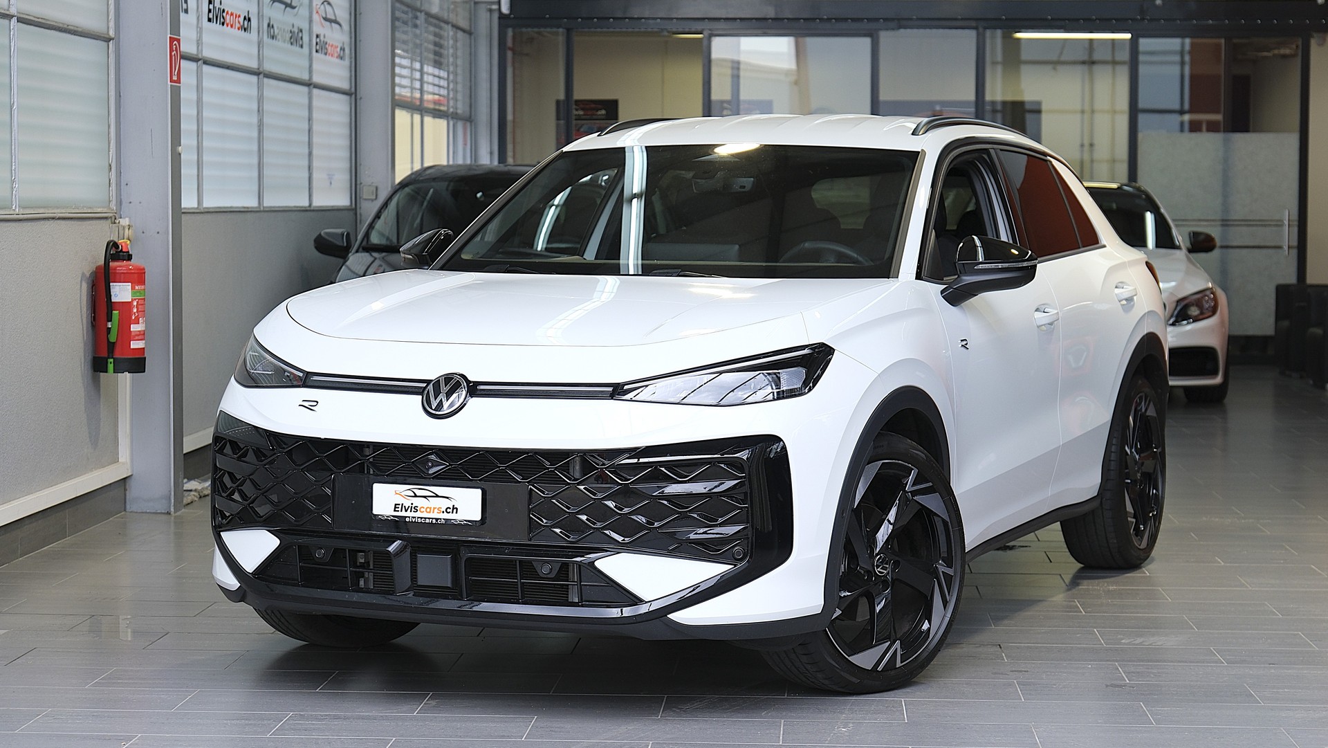 VW T-Roc 1.5 eTSI mHEV R-Line DSG "Black Style "-image-0